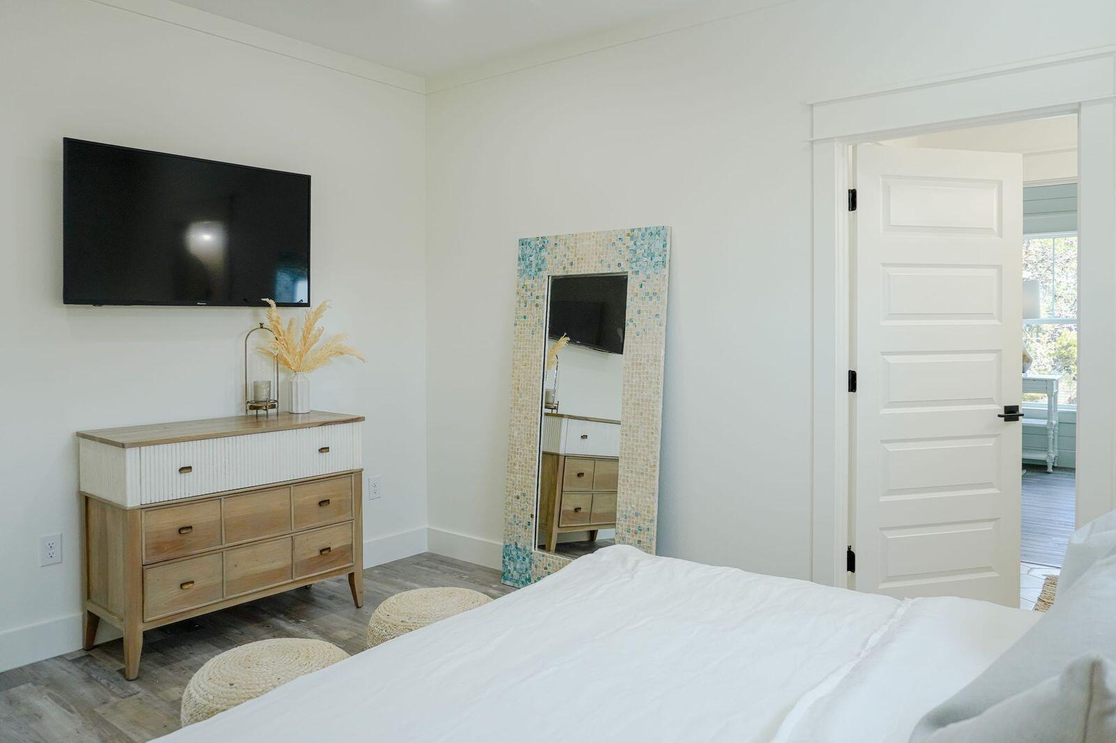 SEA POINTE - Residential