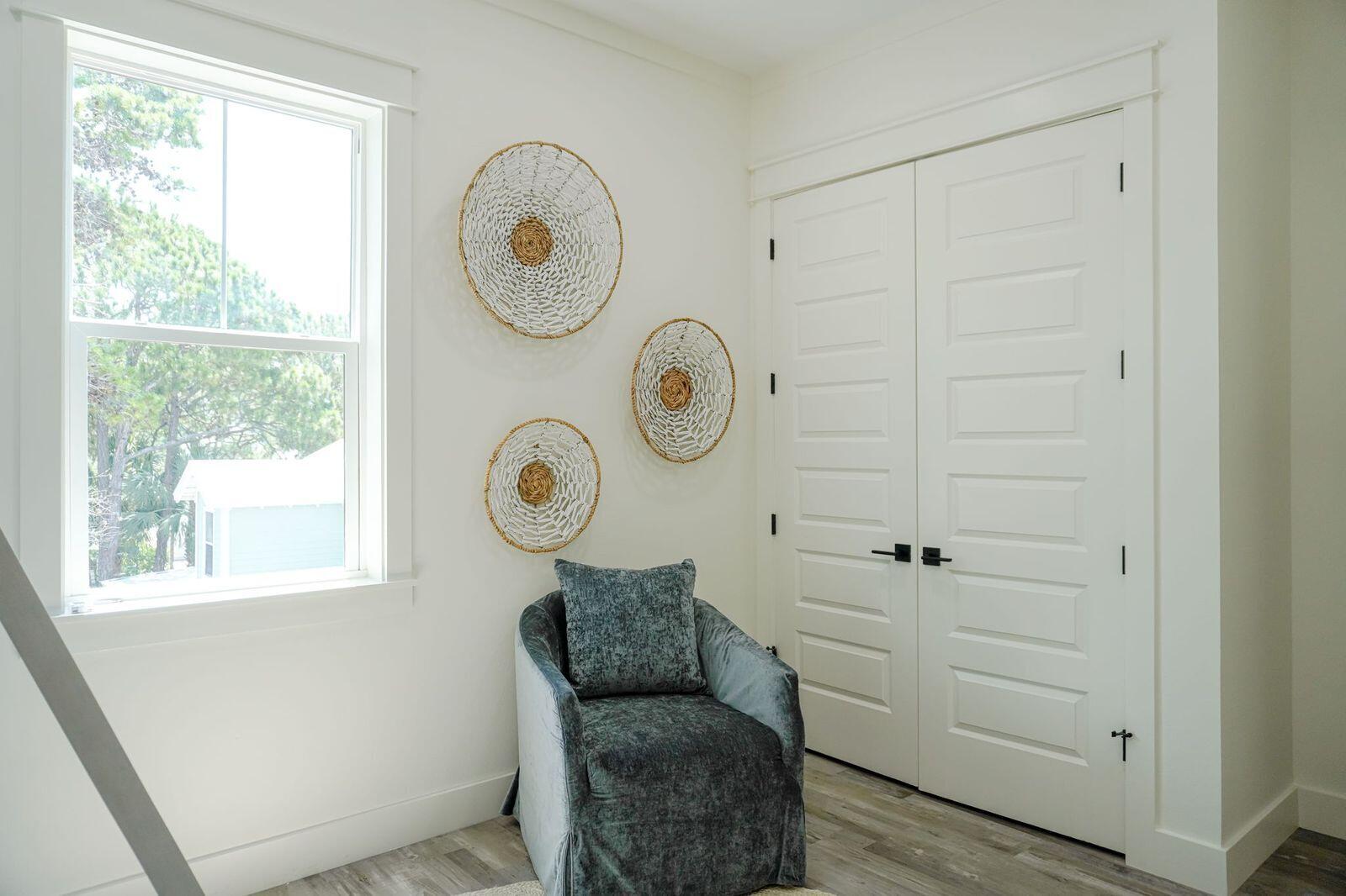 SEA POINTE - Residential