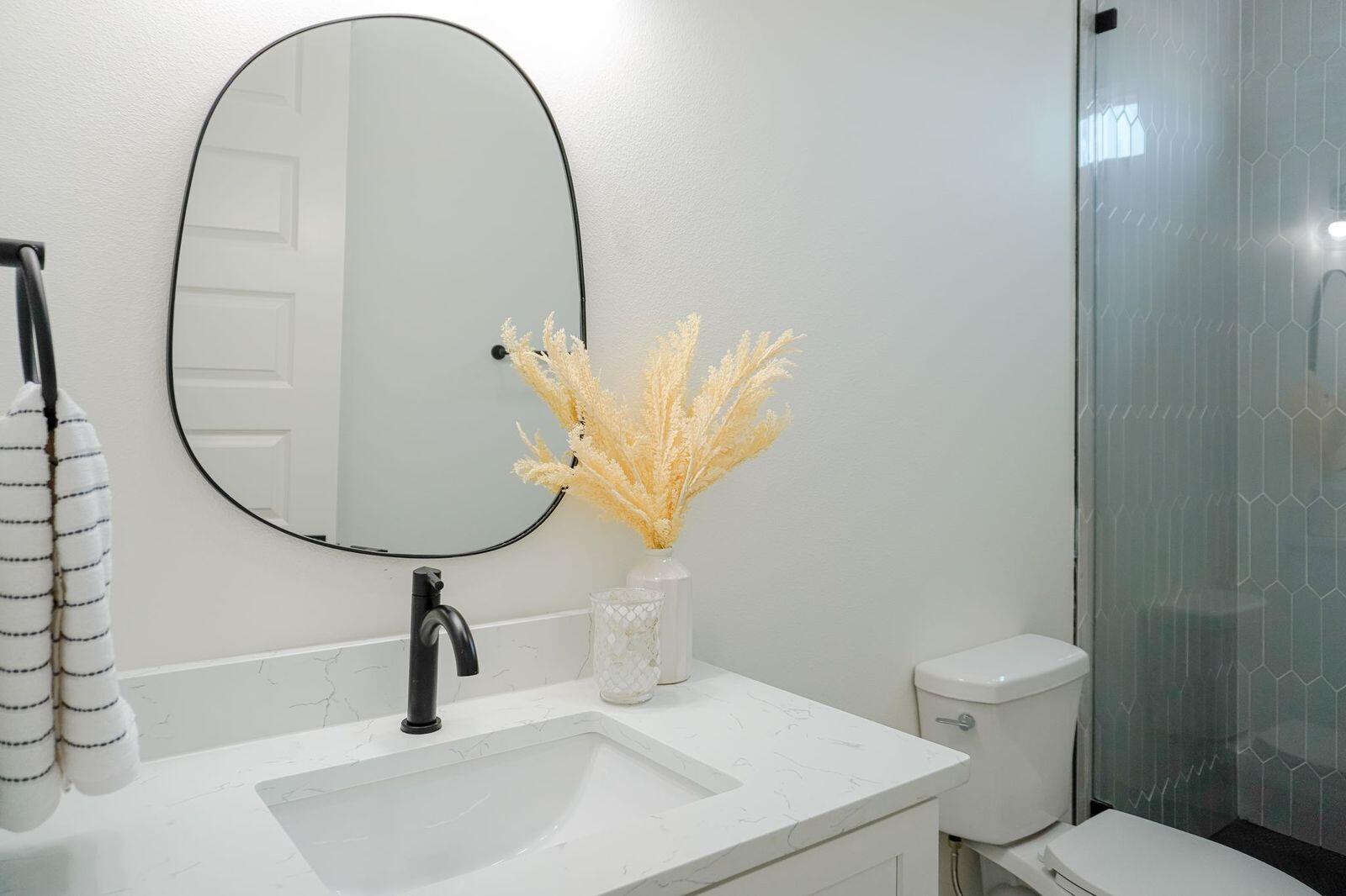 SEA POINTE - Residential