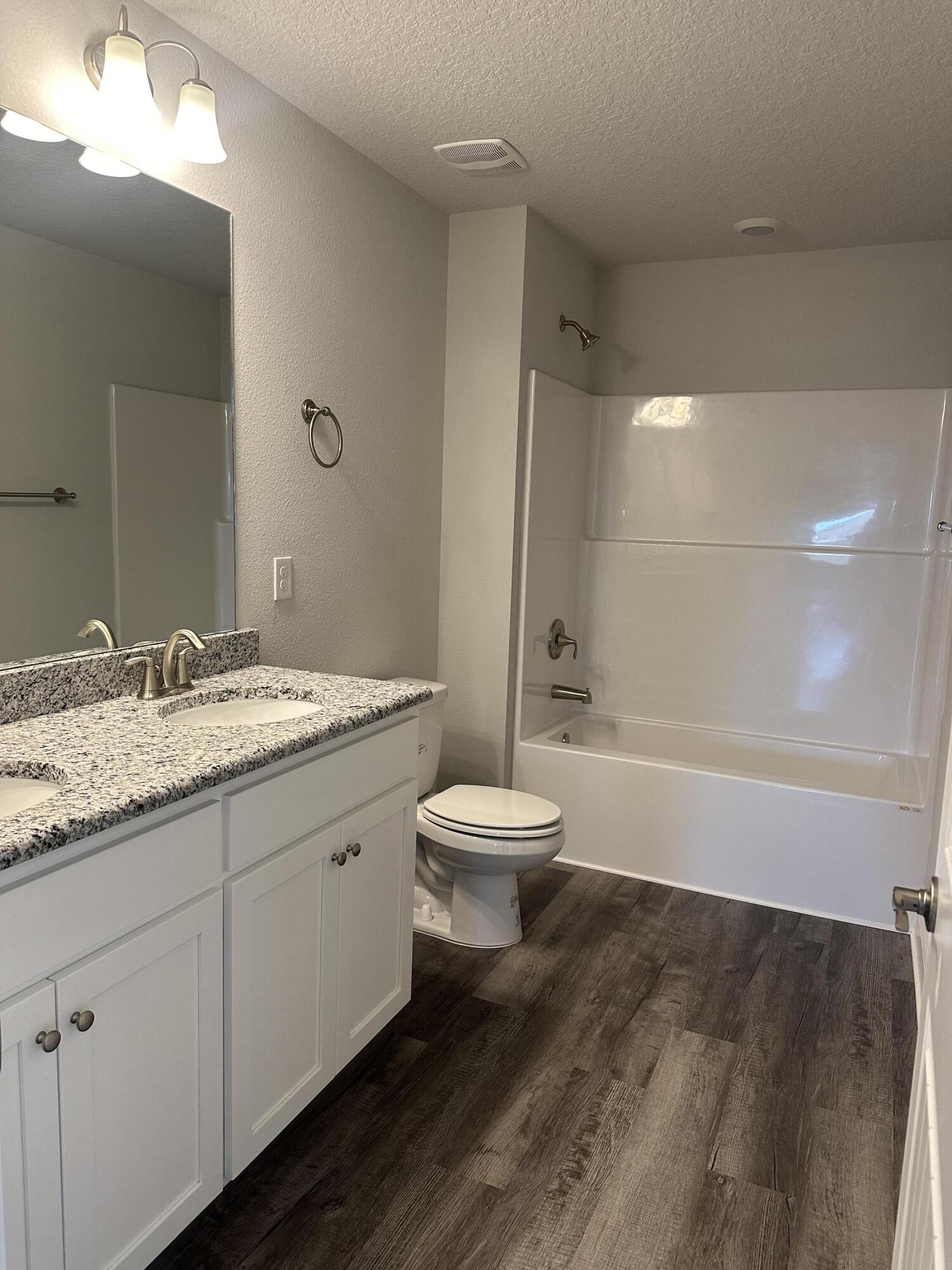 Ridgeway Landing - Residential