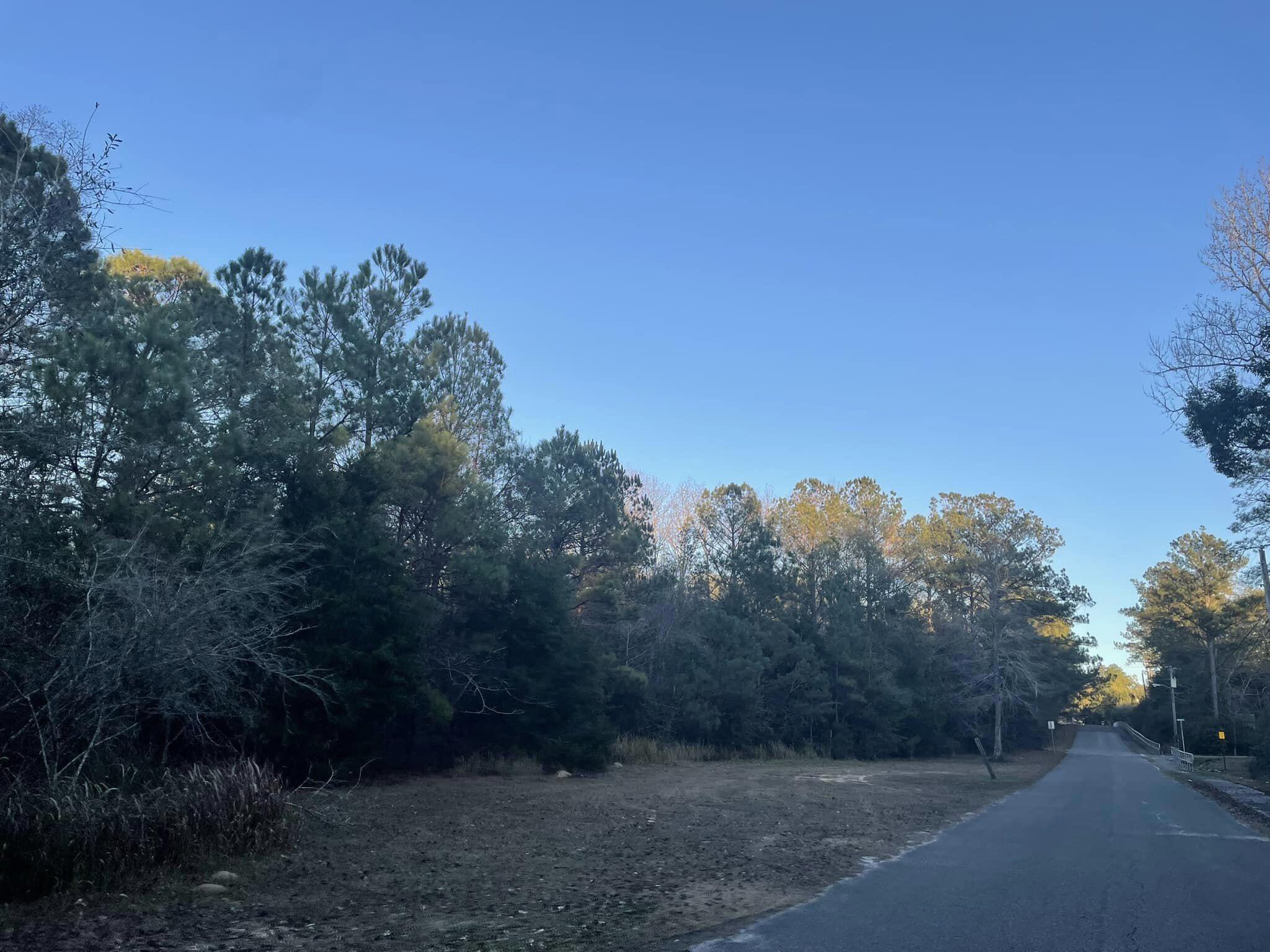 TOWN OF DEFUNIAK SPRINGS - Land