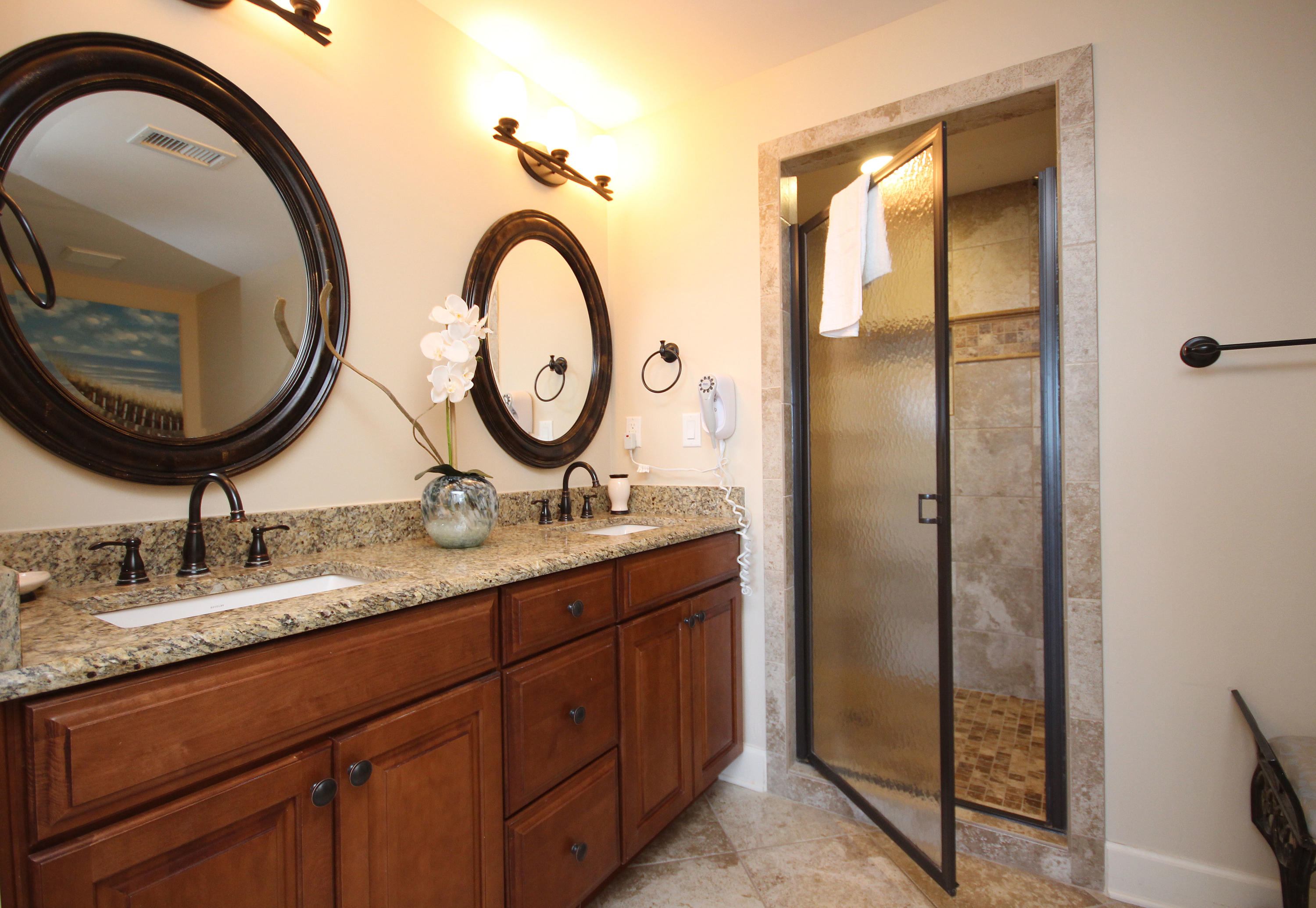 TIDES AT TOPS'L - Residential