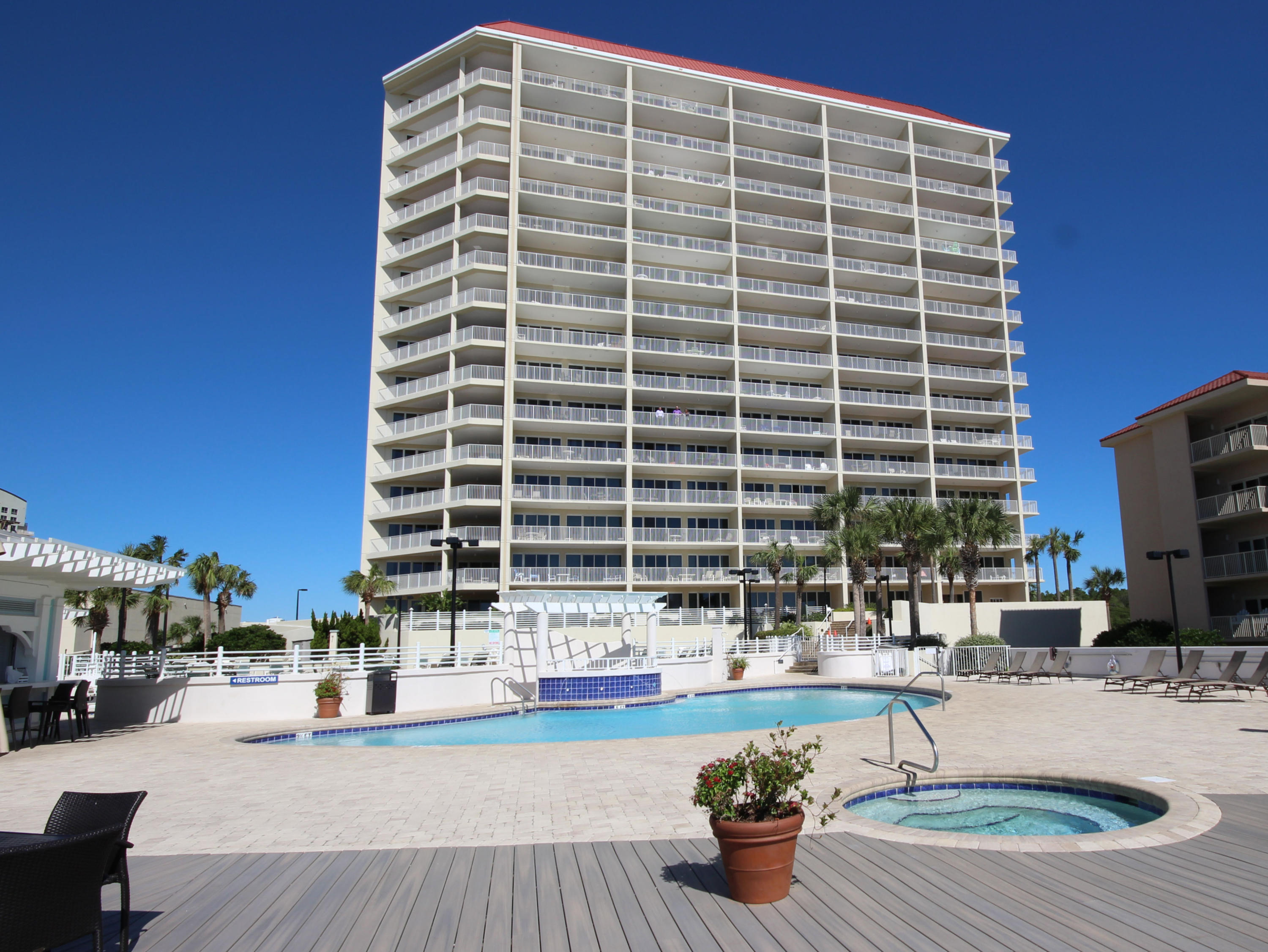 TIDES AT TOPS'L - Residential