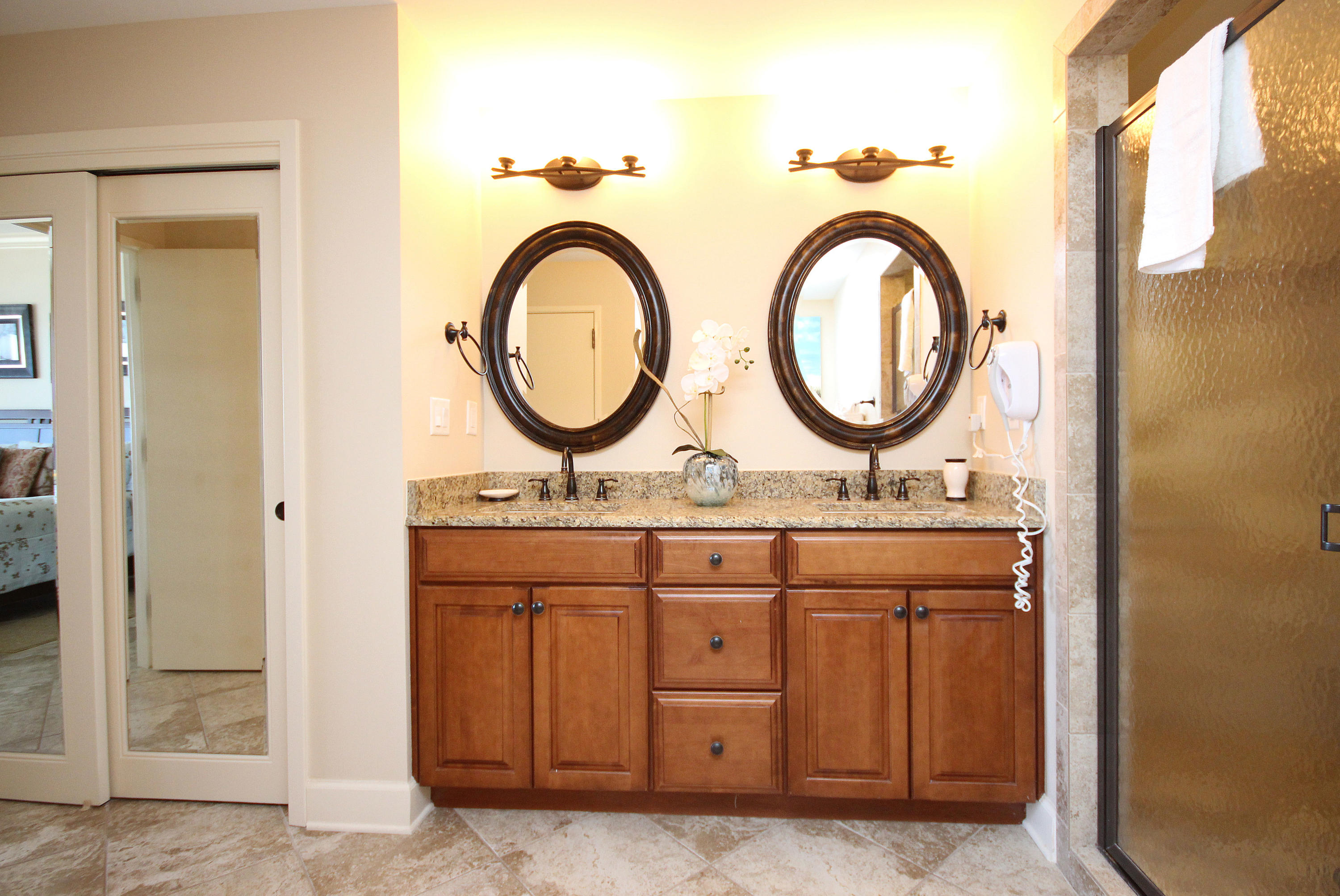 TIDES AT TOPS'L - Residential