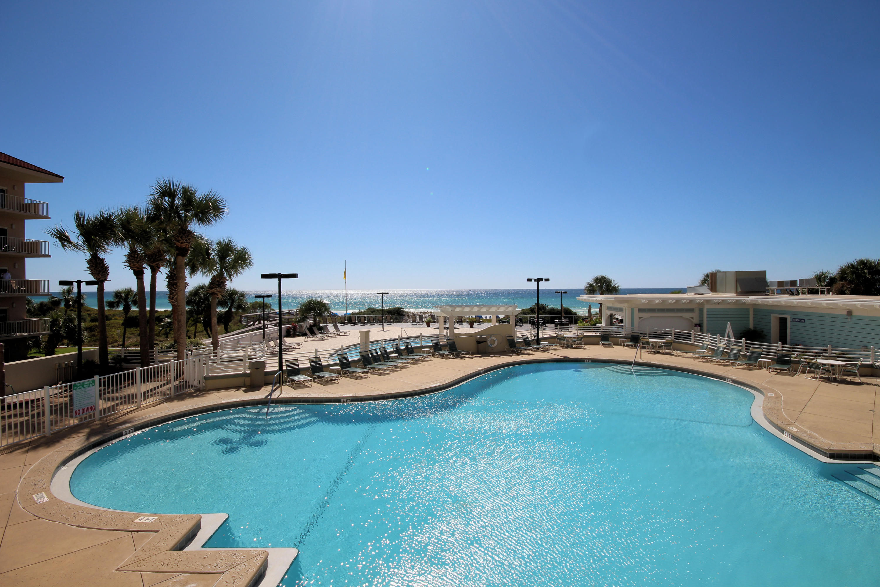 TIDES AT TOPS'L - Residential