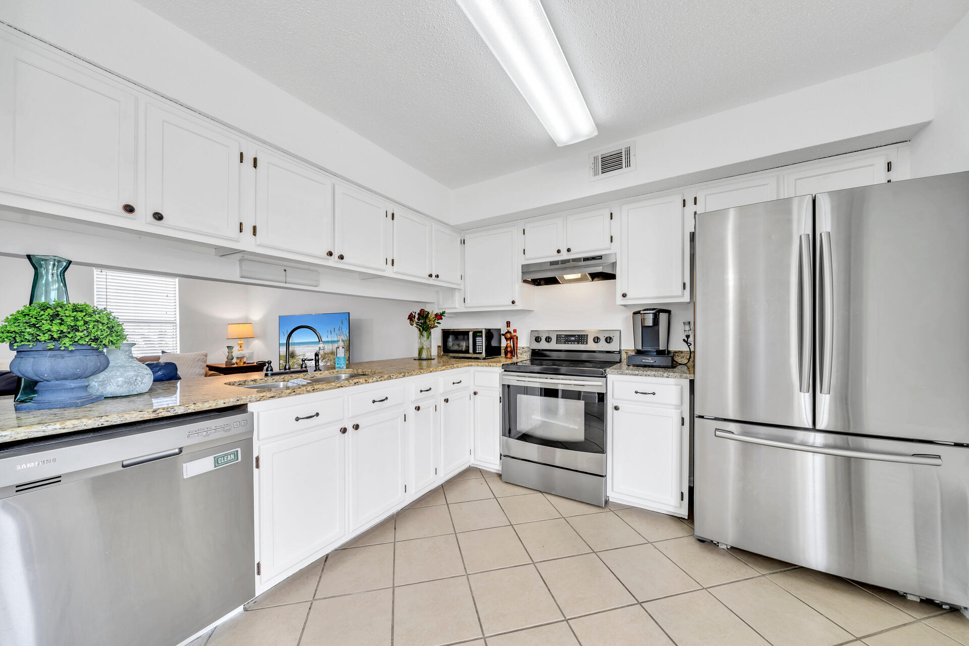 VIKING MANOR PH 1 - Residential