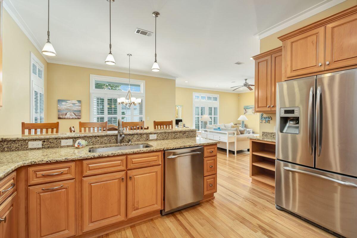COTTAGES AT SEAGROVE - Residential