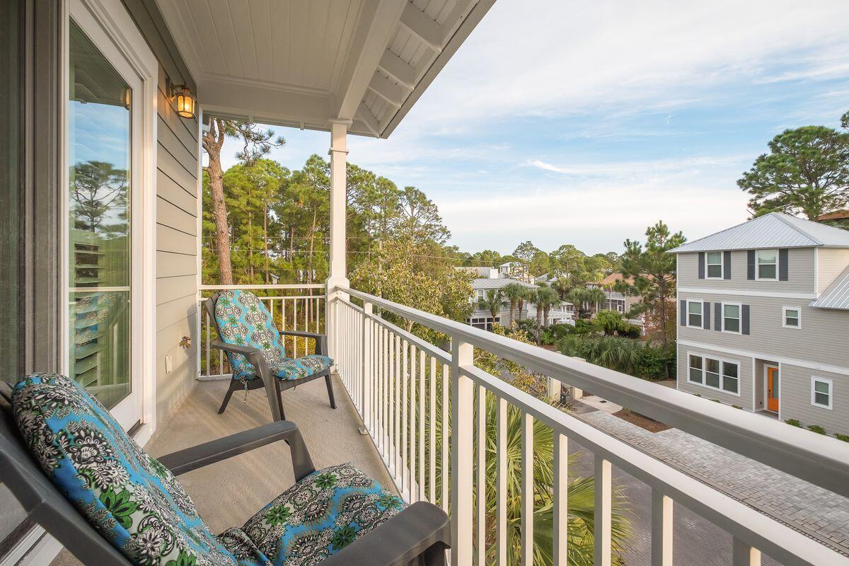 COTTAGES AT SEAGROVE - Residential
