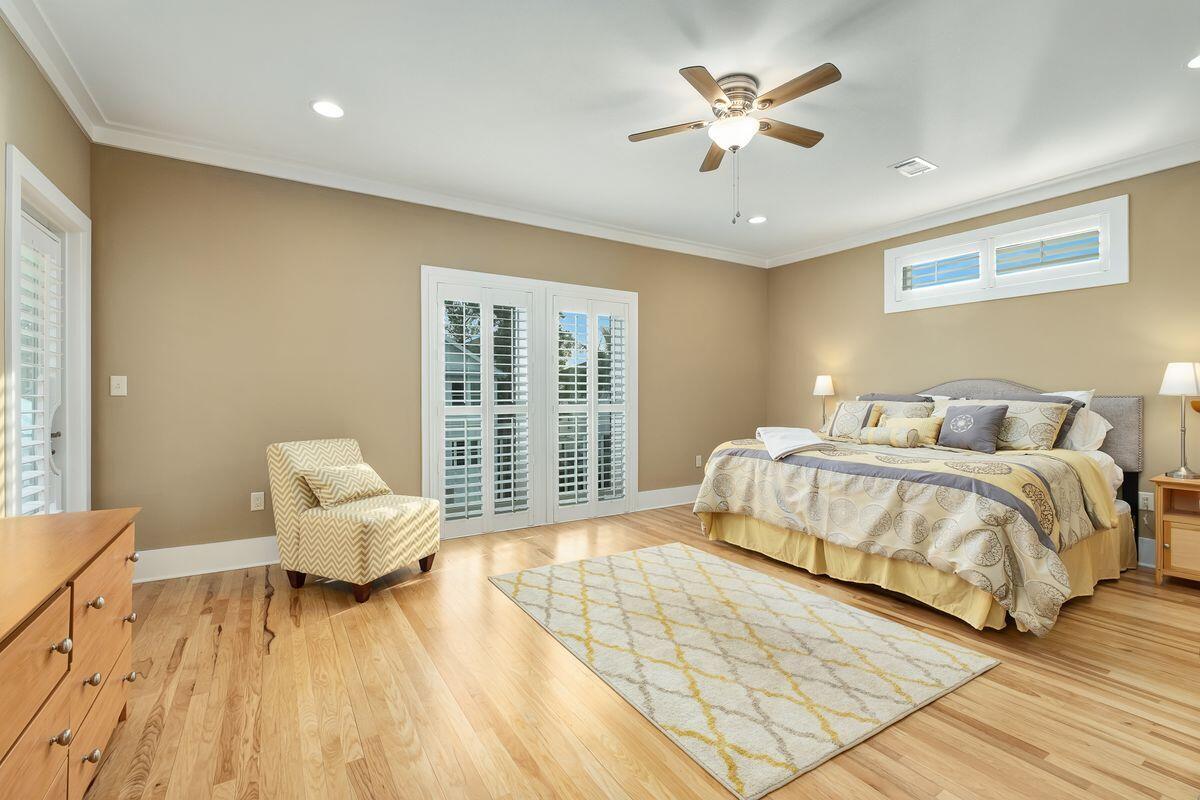 COTTAGES AT SEAGROVE - Residential
