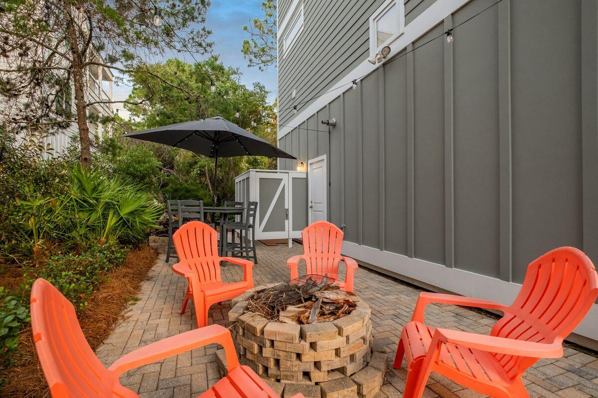 COTTAGES AT SEAGROVE - Residential
