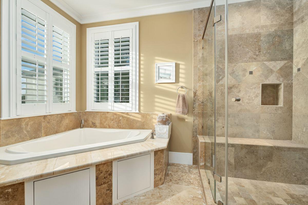 COTTAGES AT SEAGROVE - Residential