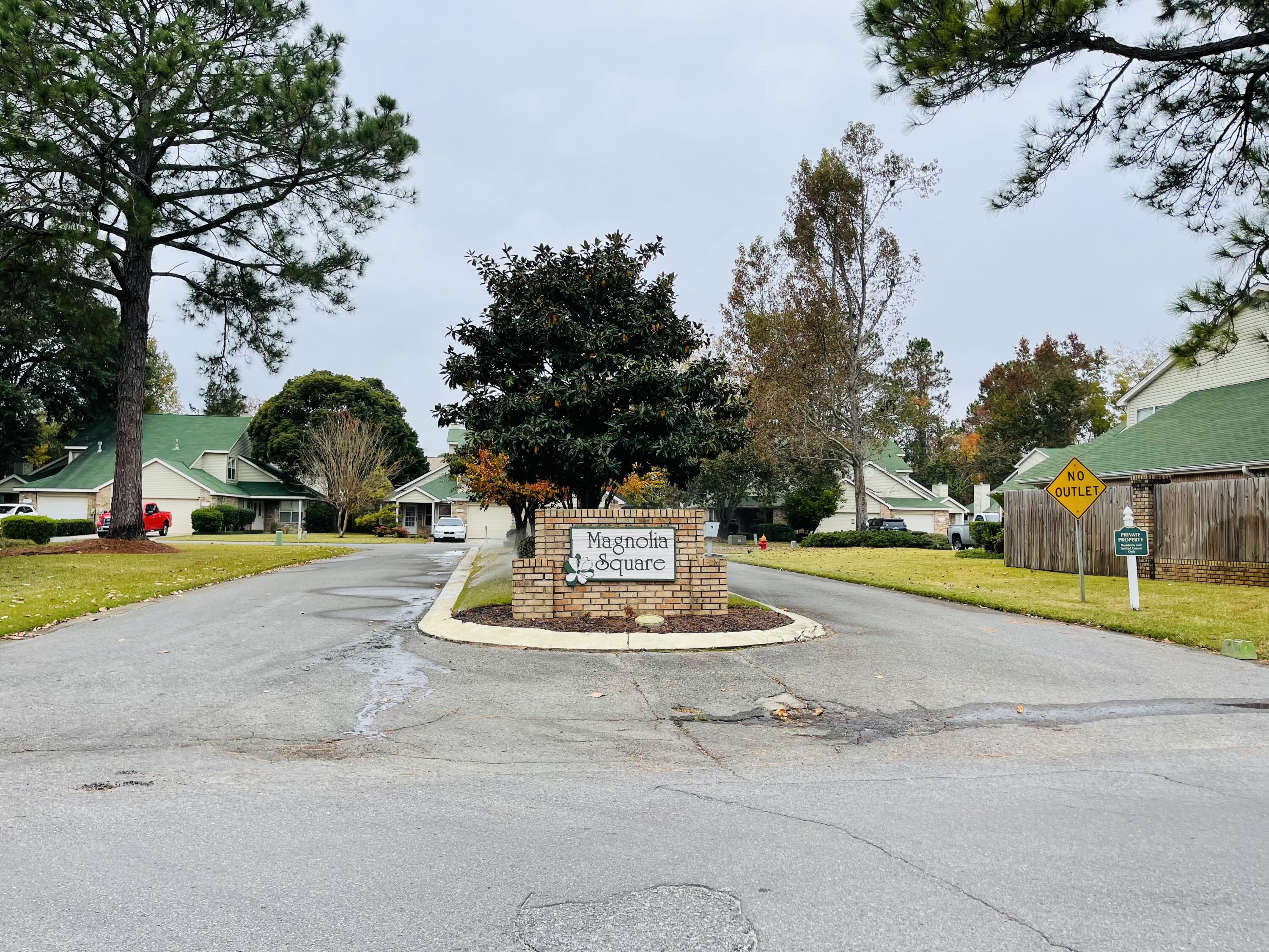 MAGNOLIA SQUARE - Residential