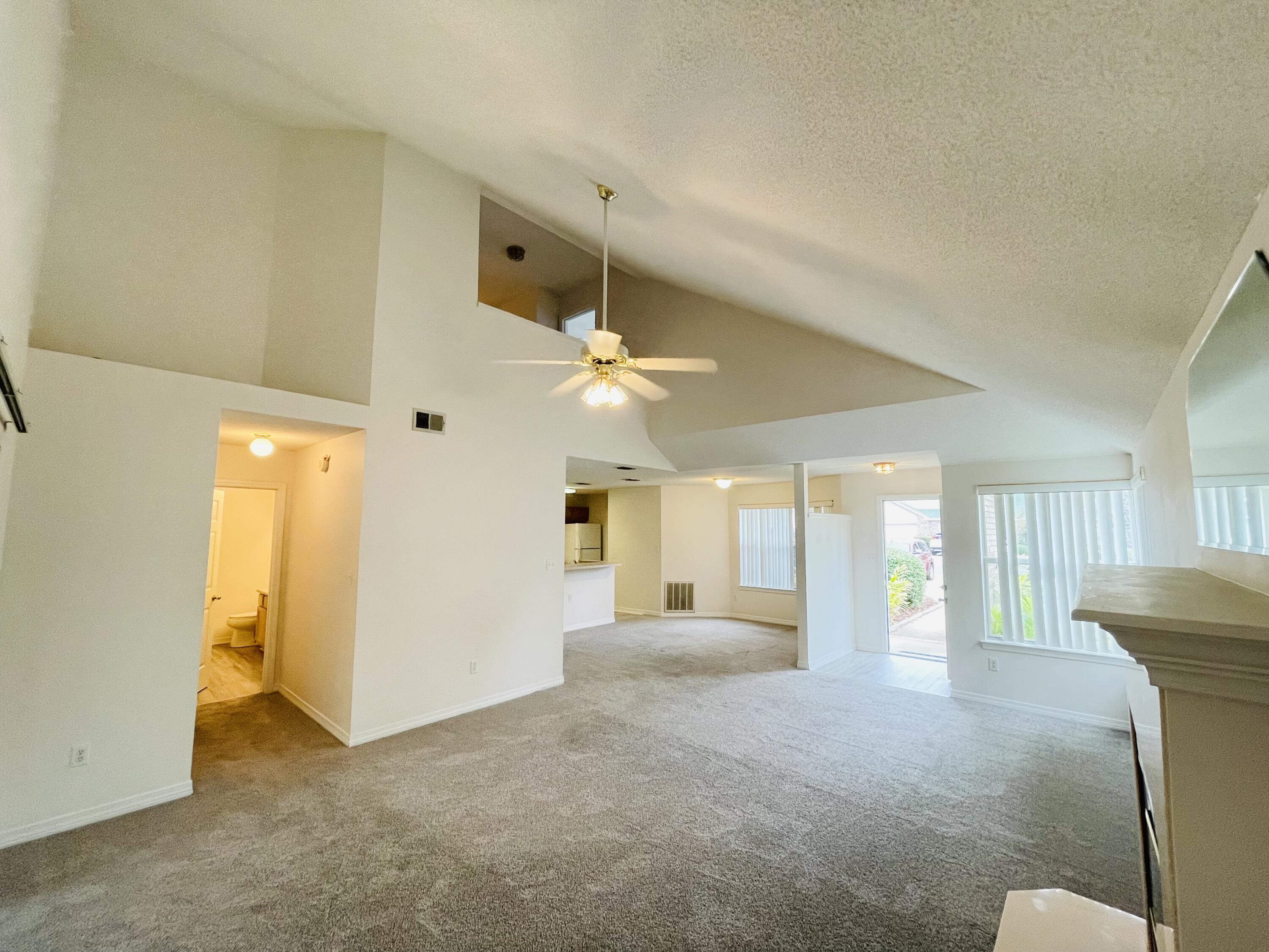 MAGNOLIA SQUARE - Residential