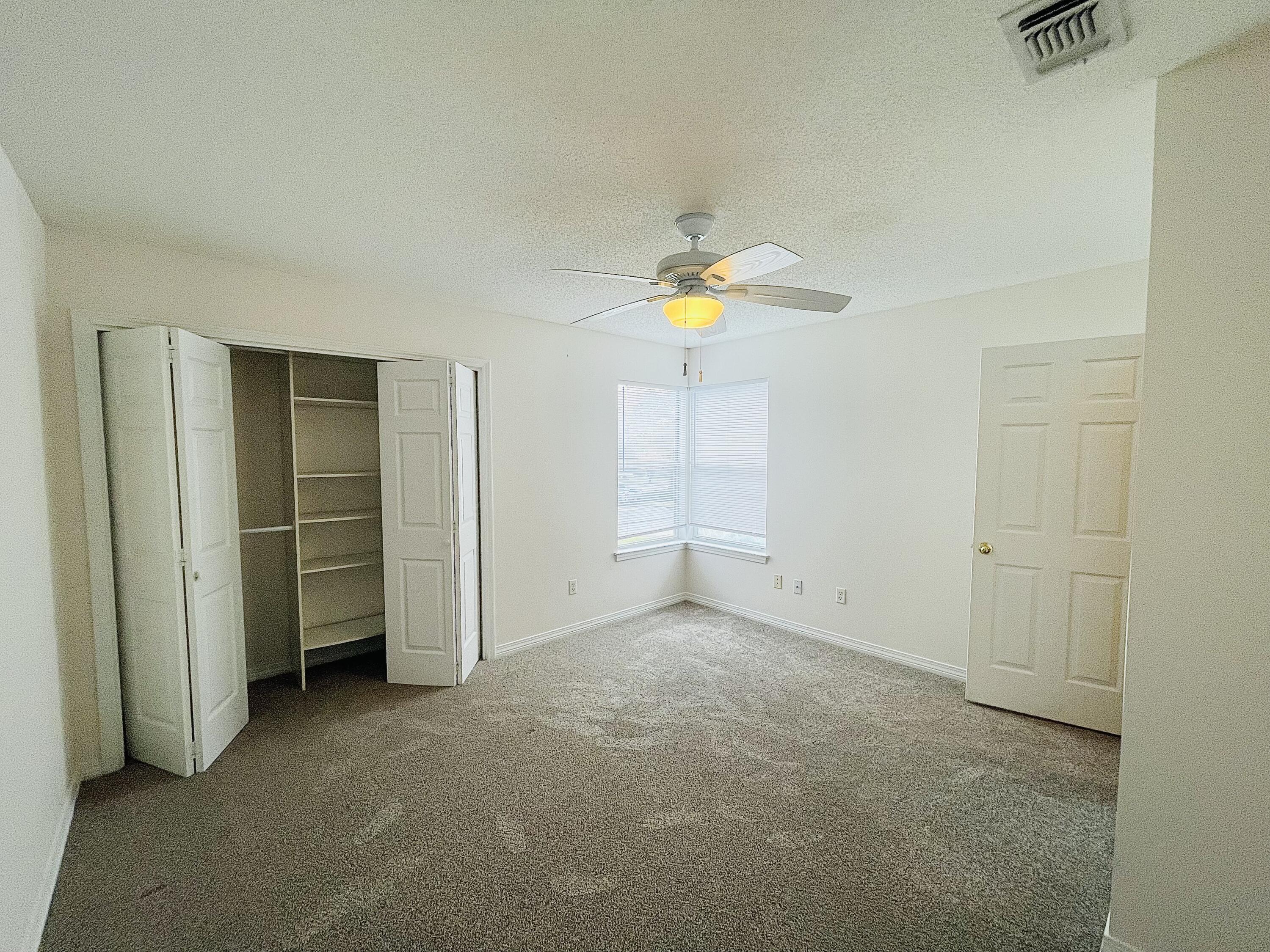 MAGNOLIA SQUARE - Residential