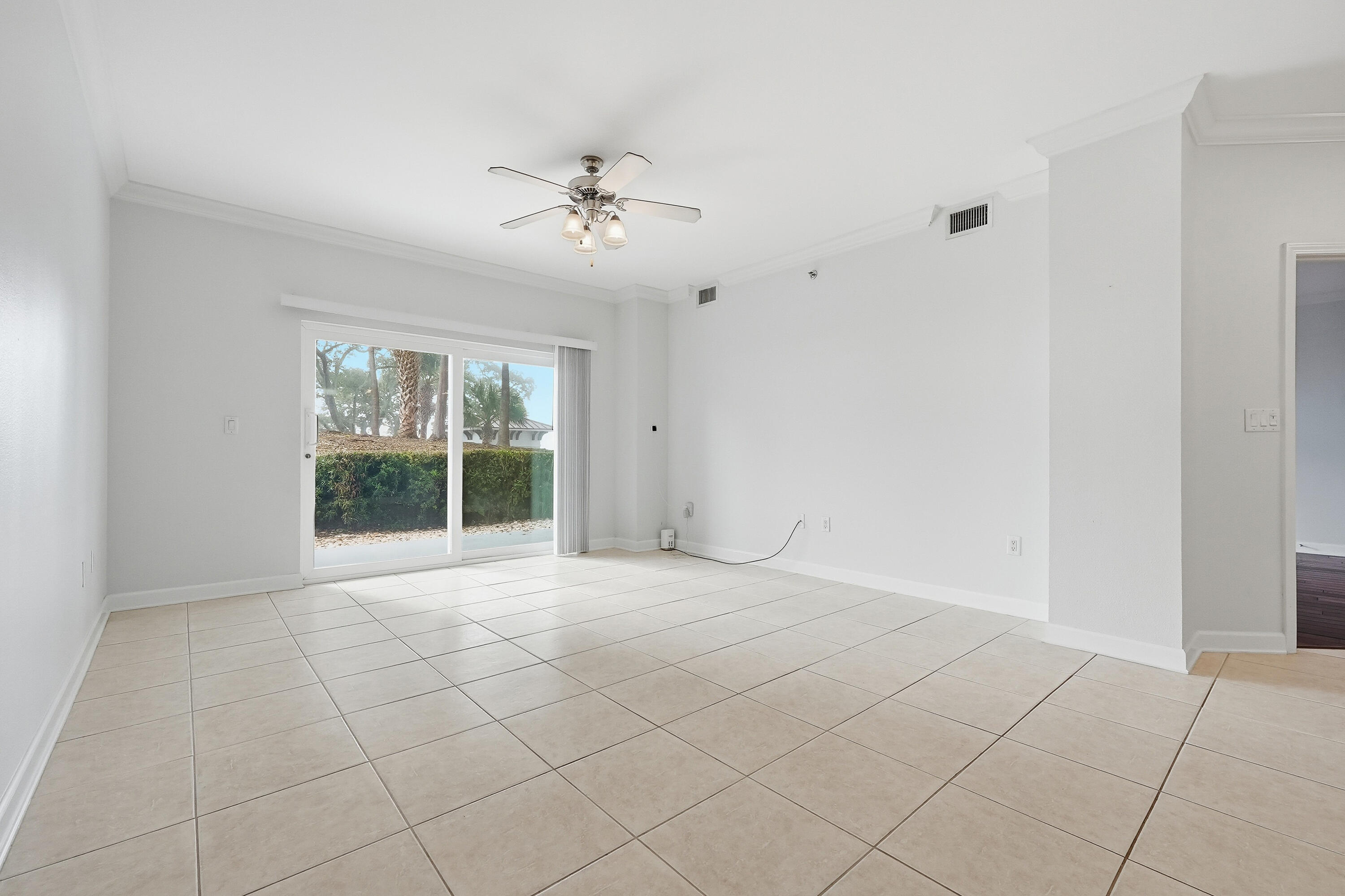 INDIANOLA ON THE WATER - Residential