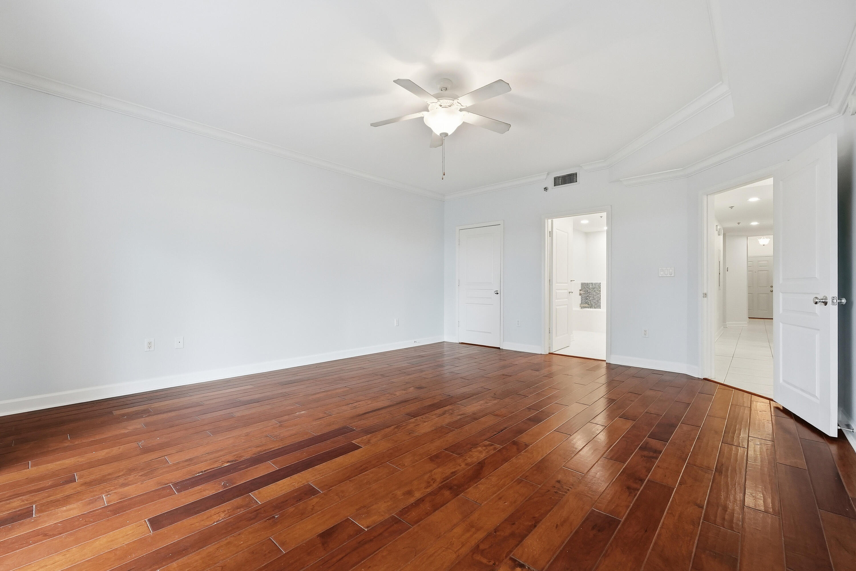 INDIANOLA ON THE WATER - Residential