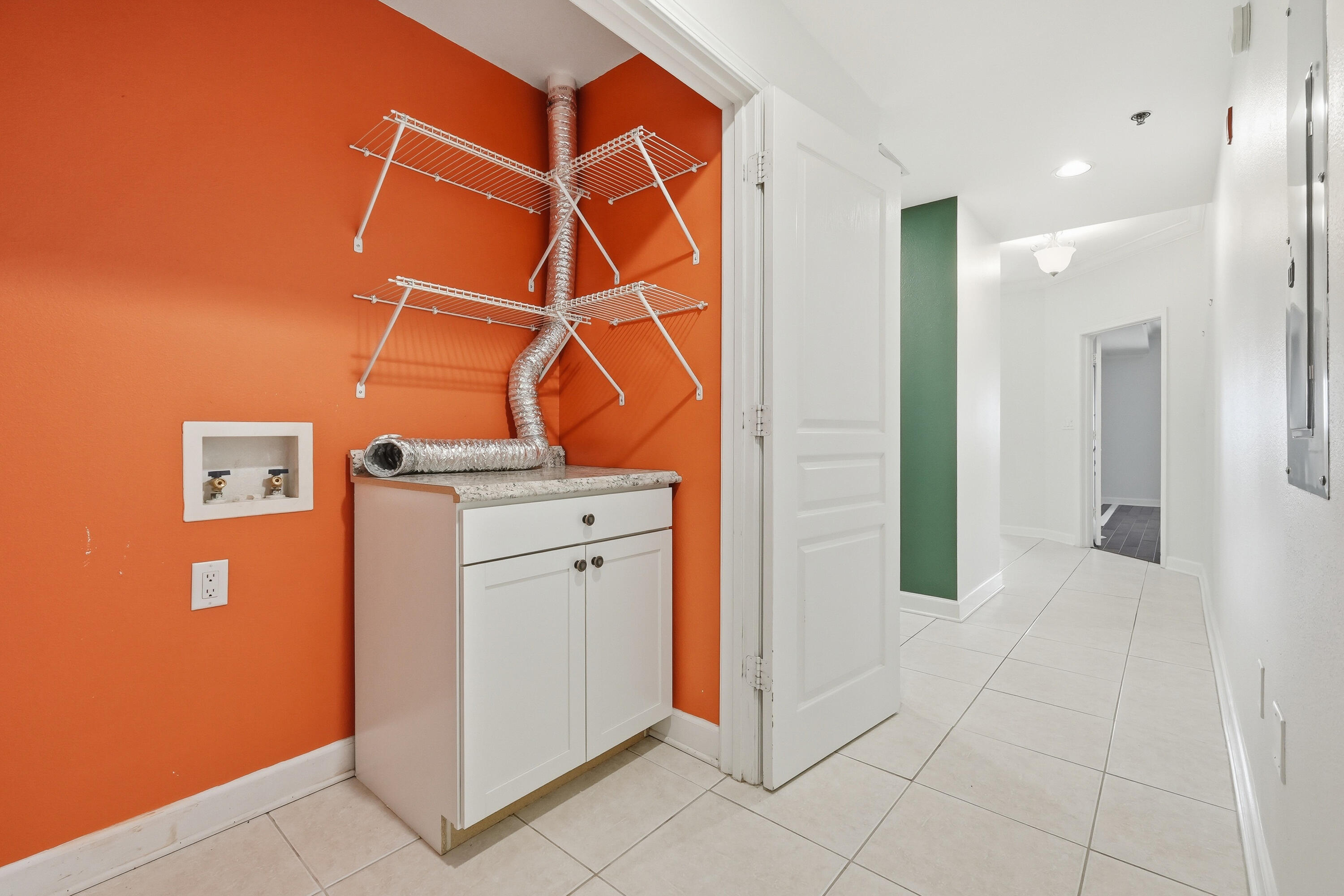 INDIANOLA ON THE WATER - Residential