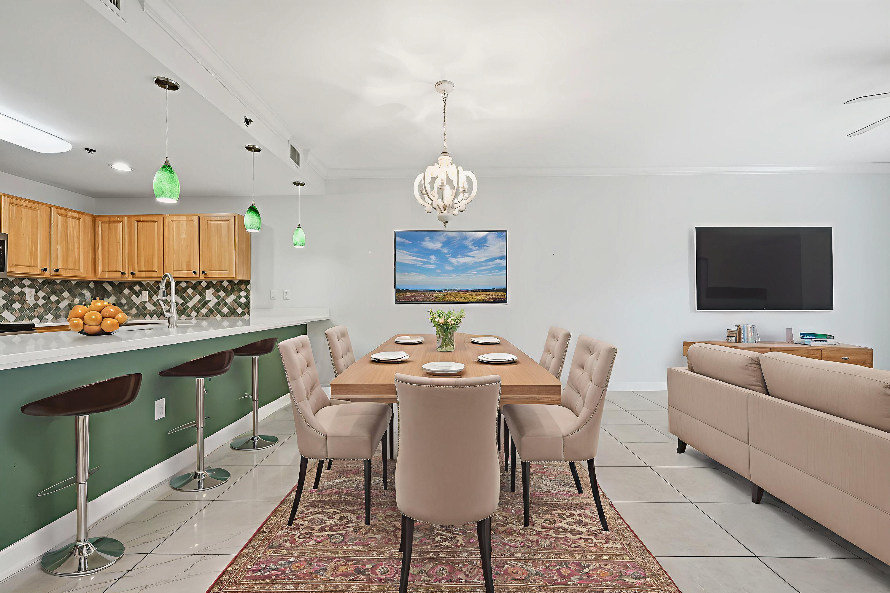 INDIANOLA ON THE WATER - Residential