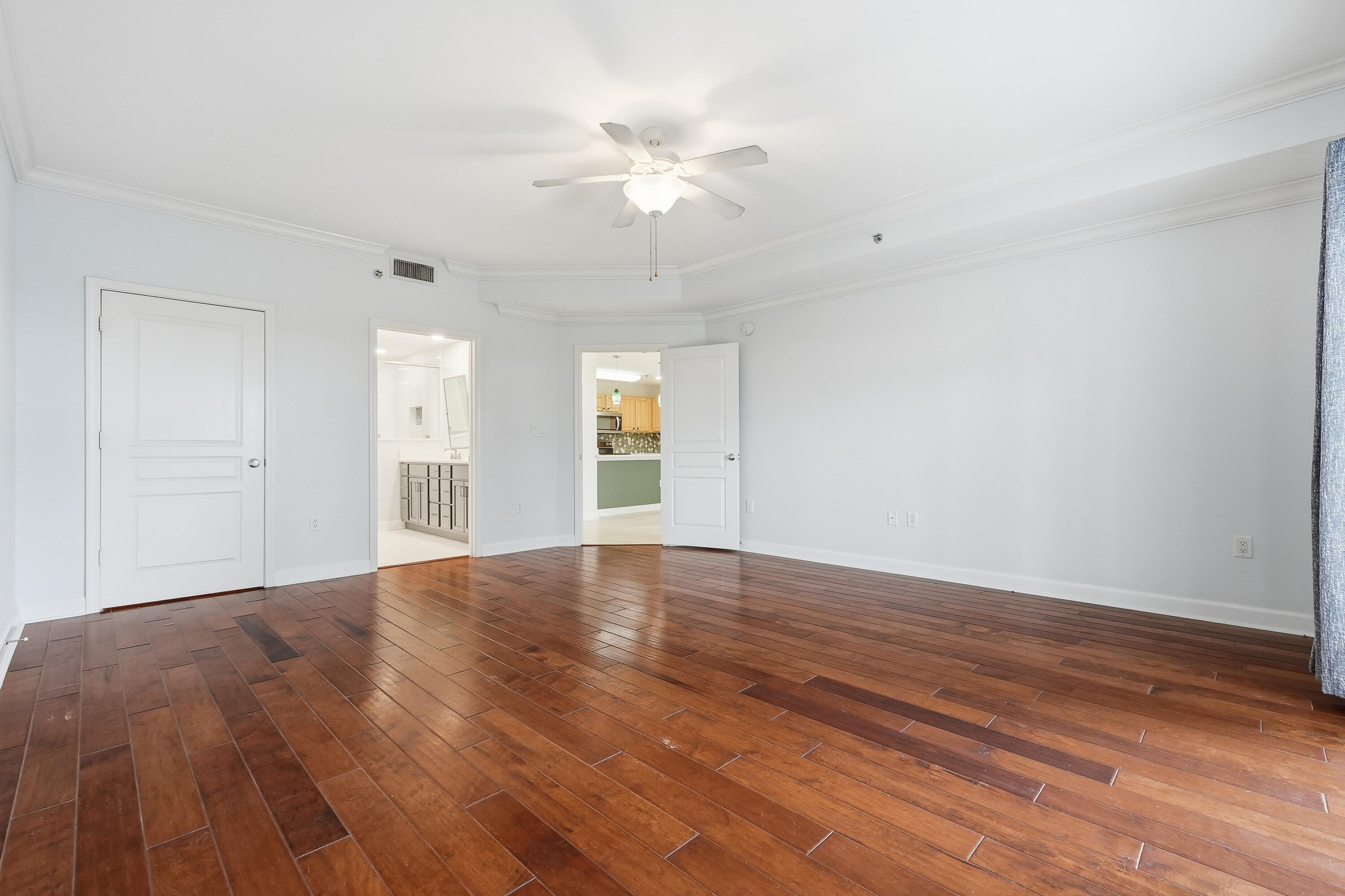 INDIANOLA ON THE WATER - Residential