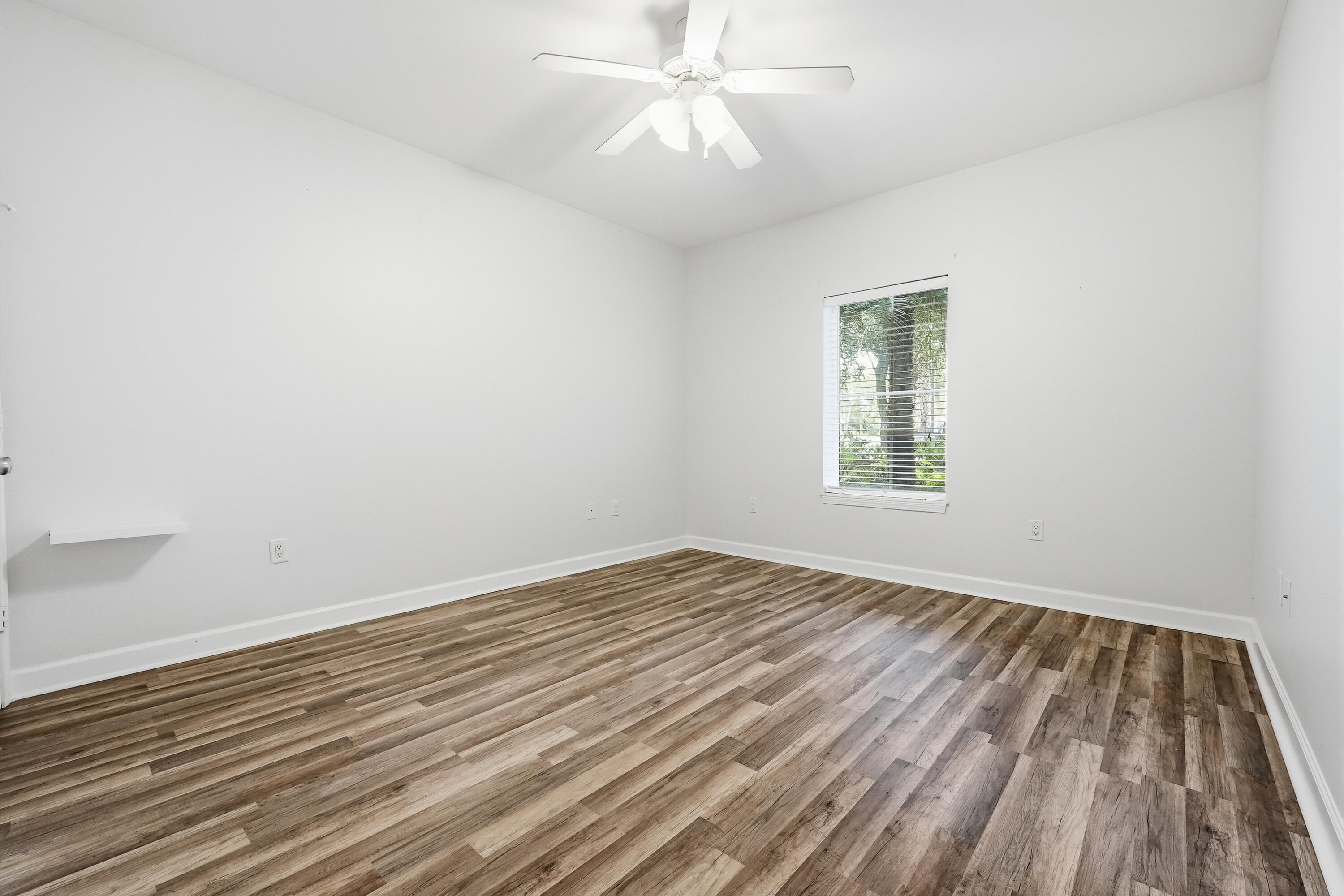 INDIANOLA ON THE WATER - Residential