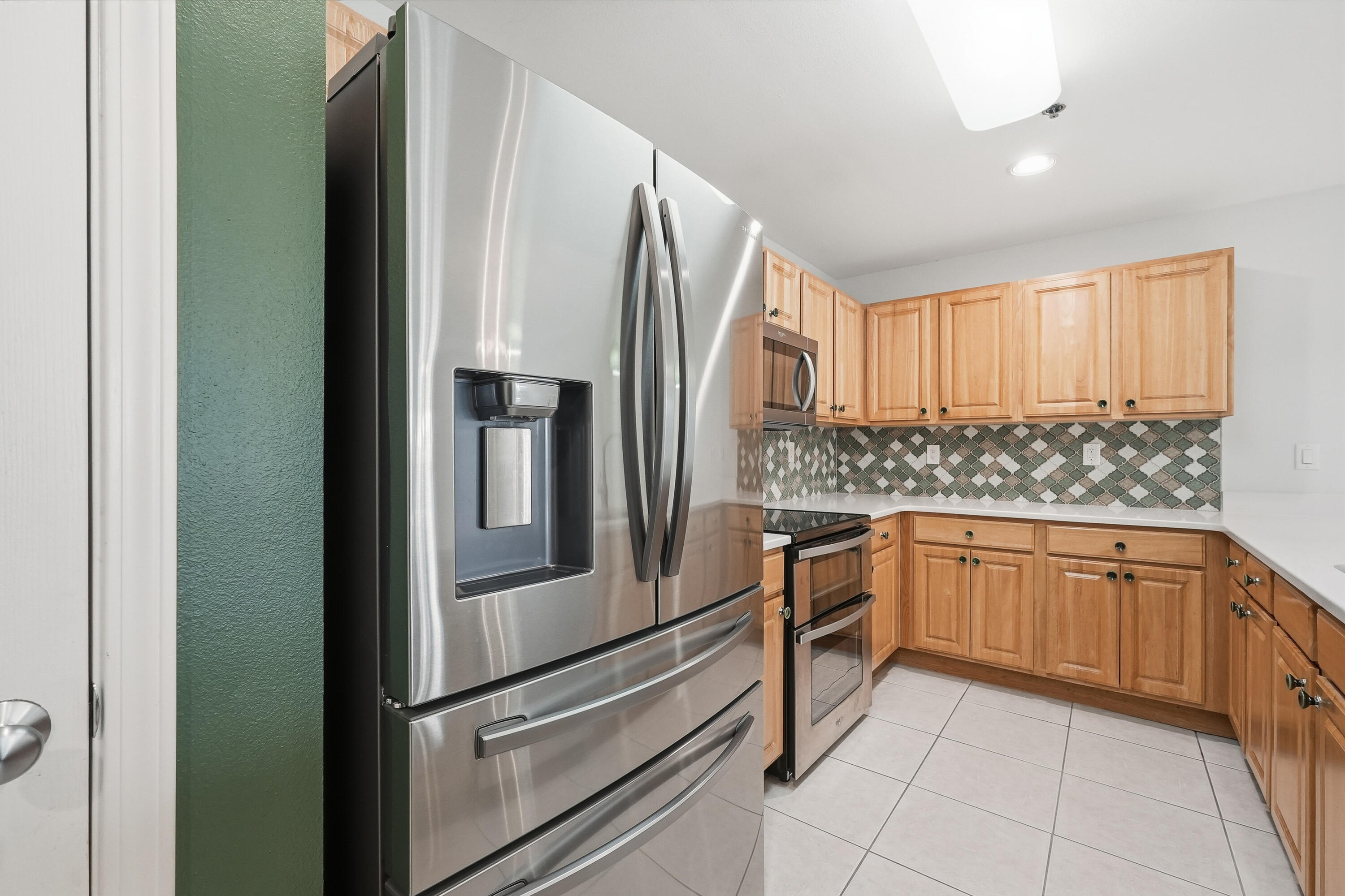 INDIANOLA ON THE WATER - Residential