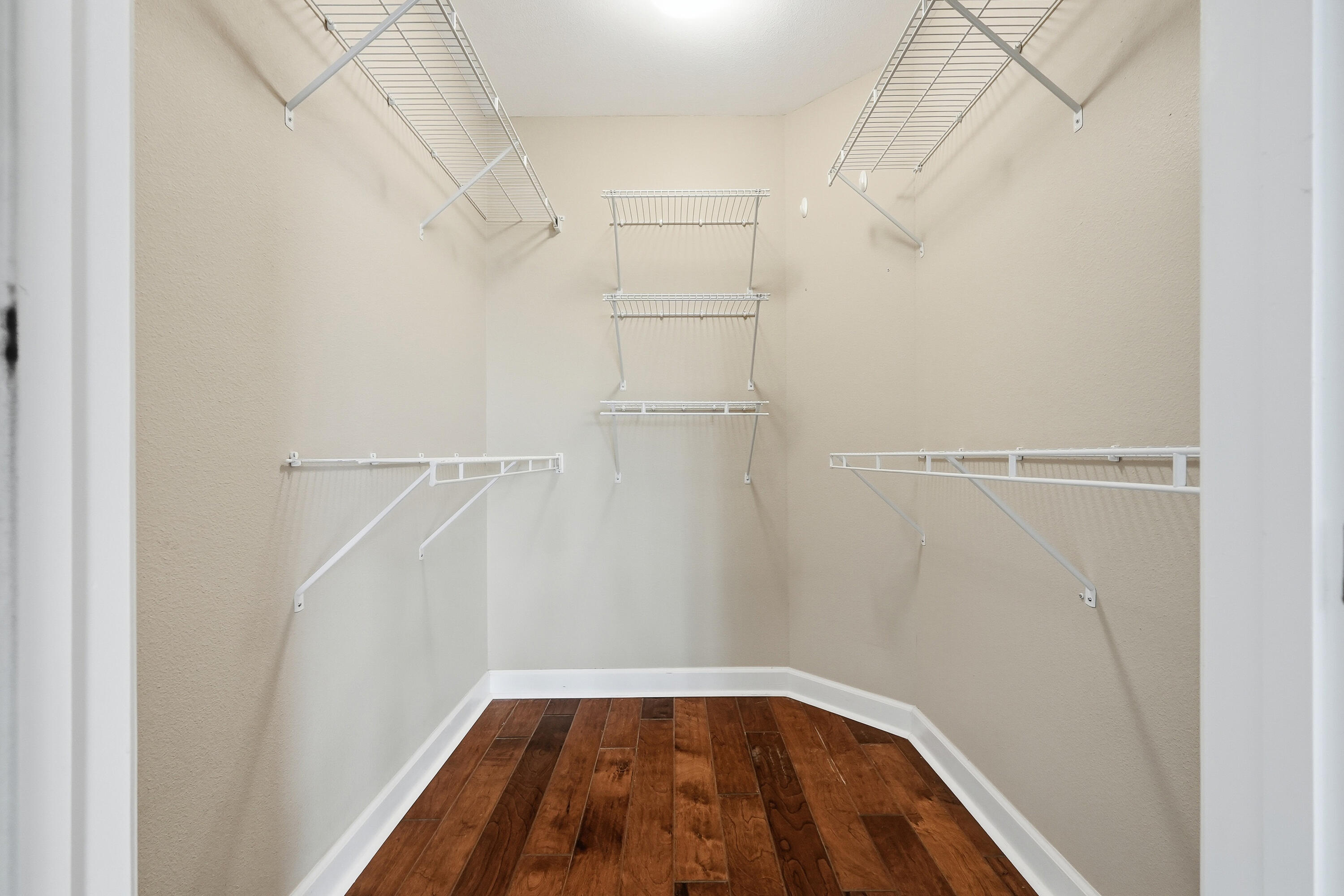 INDIANOLA ON THE WATER - Residential