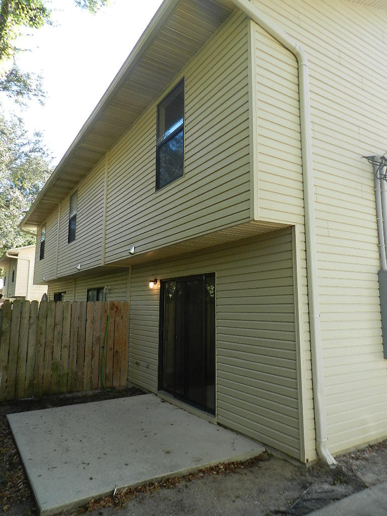 SOUNDSIDE - Residential