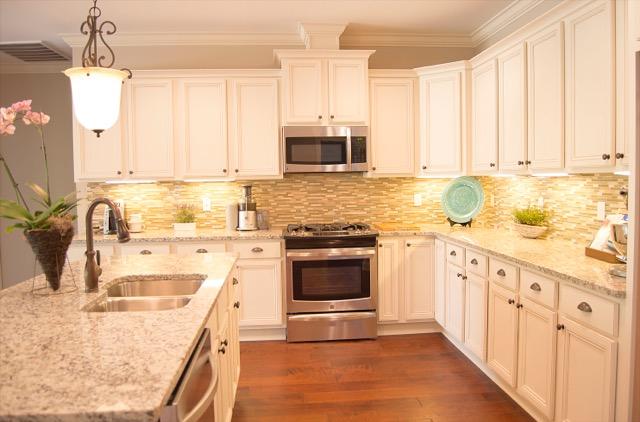 PARKWOOD ESTATES PH 1 BLUEWATER BAY - Residential