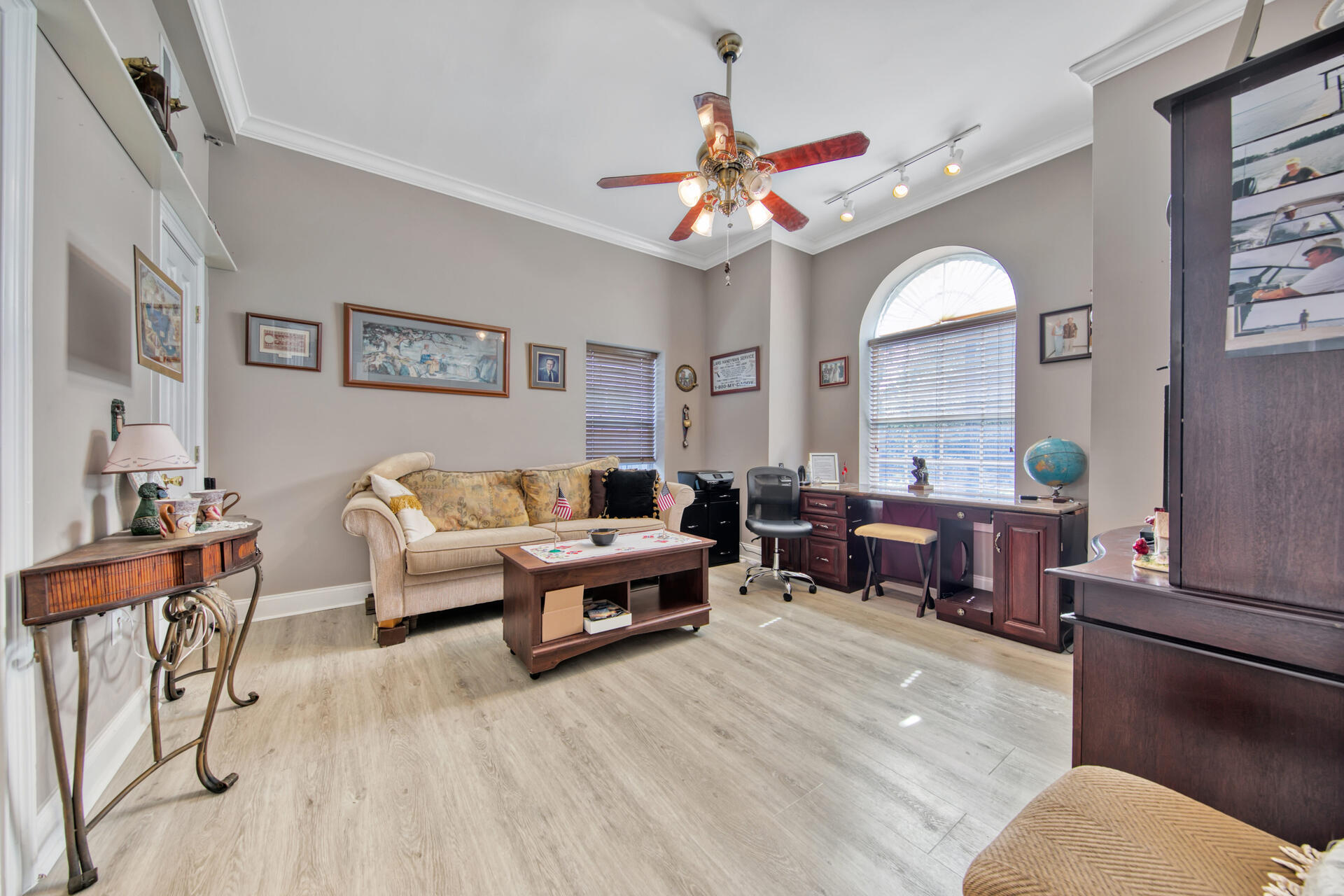 DRIFTWOOD SHORES - Residential