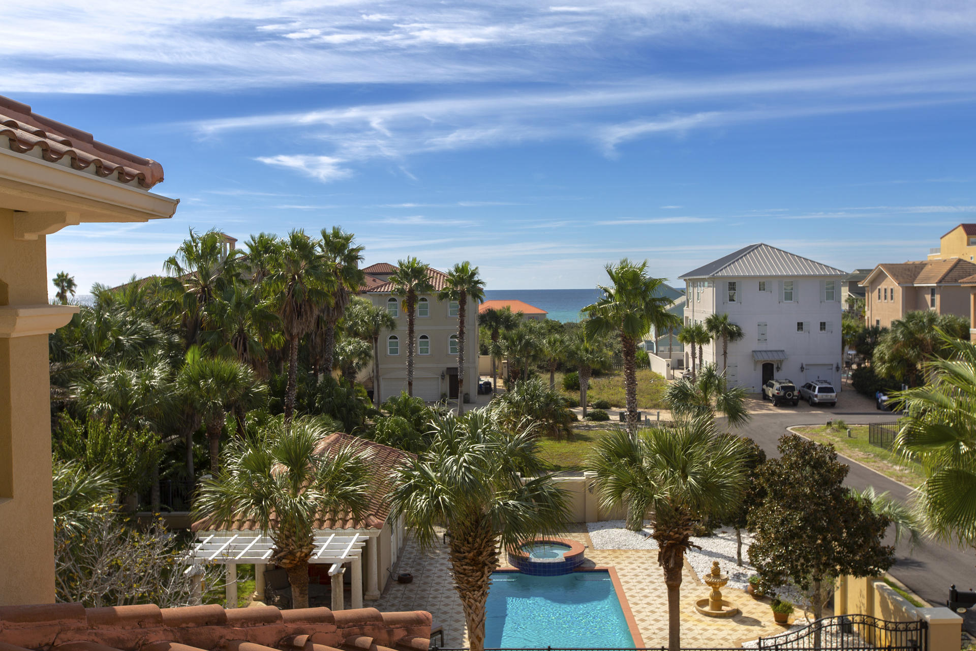 EMERALD DUNES - Residential