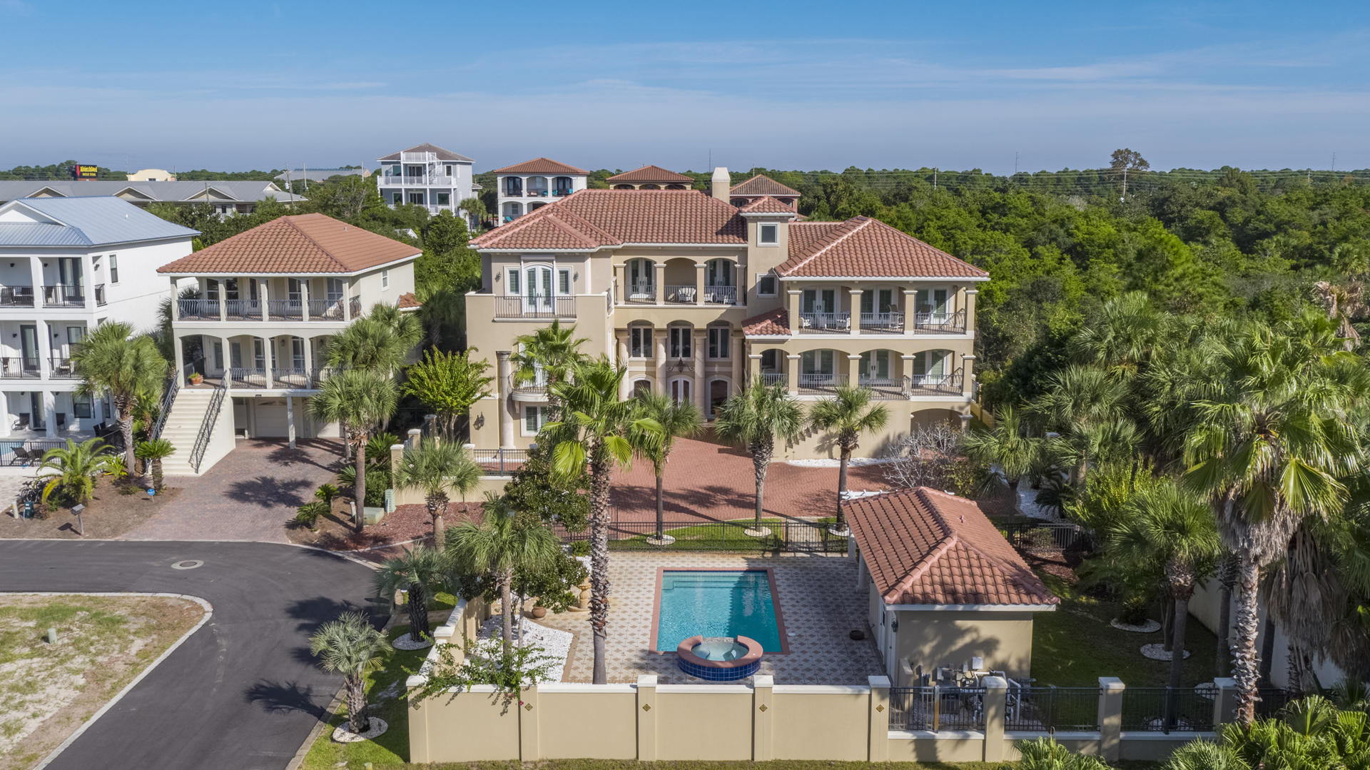 EMERALD DUNES - Residential