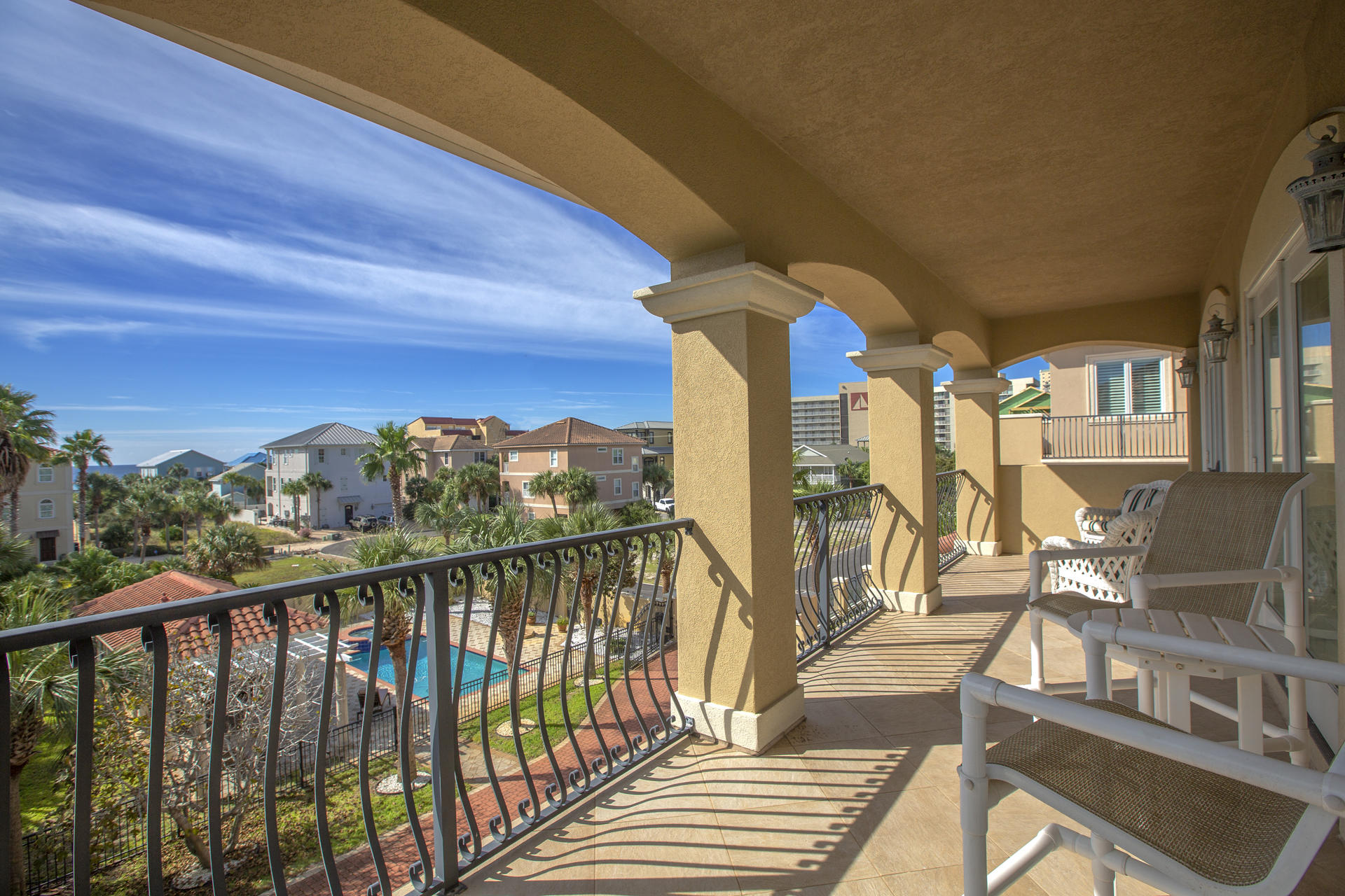EMERALD DUNES - Residential