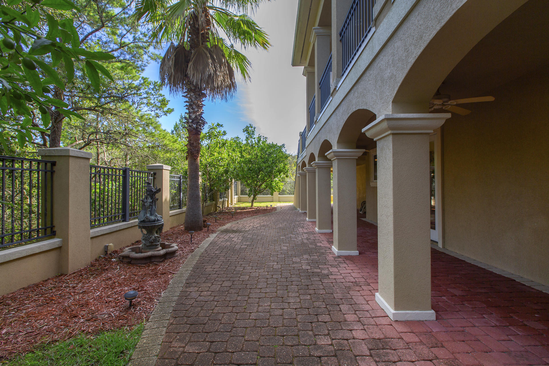 EMERALD DUNES - Residential
