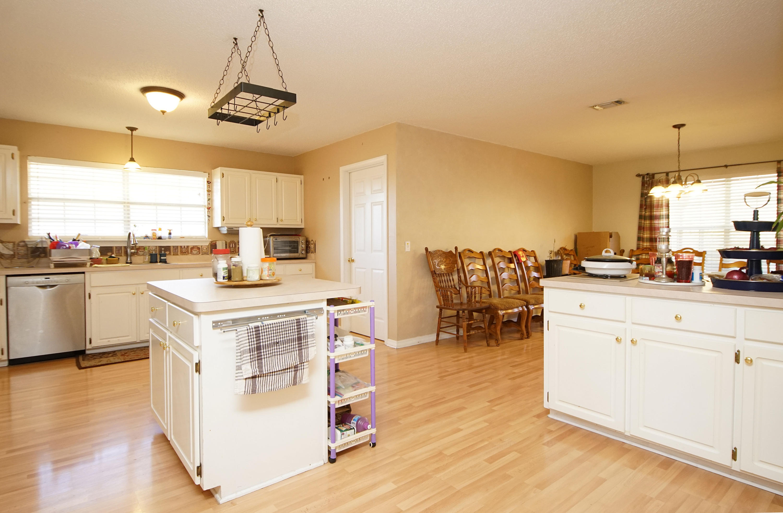 RIVERCHASE S/D PH 2 - Residential