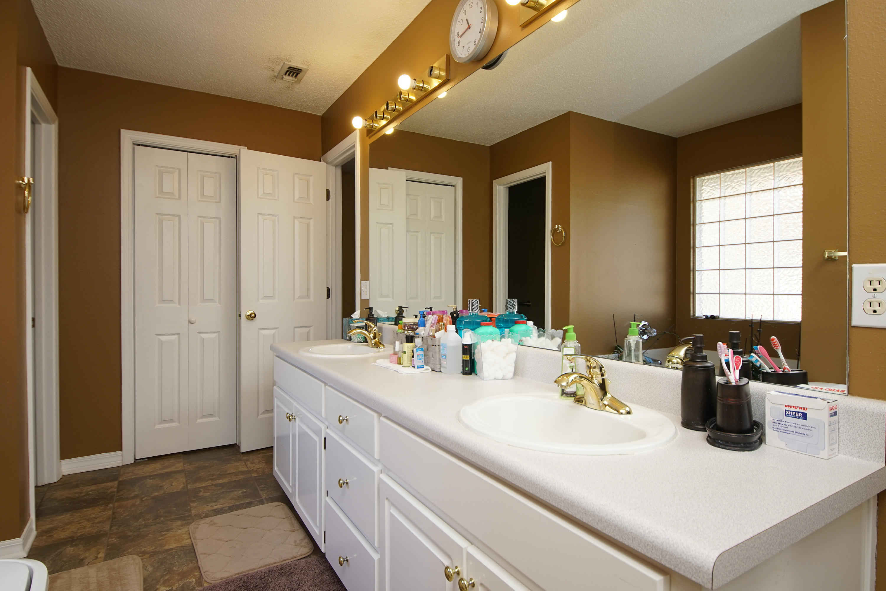 RIVERCHASE S/D PH 2 - Residential