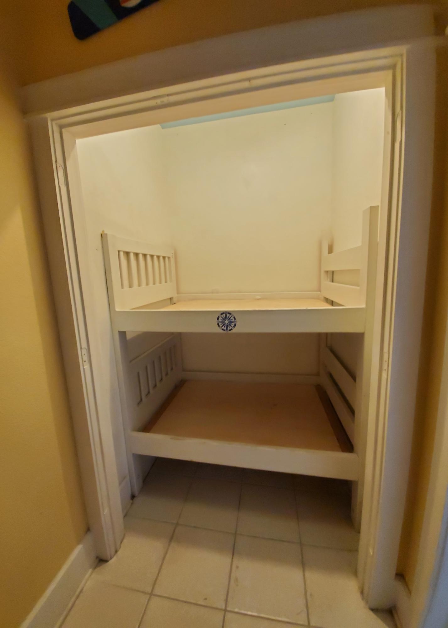 EMERALD WATERS VILLAGE - Residential