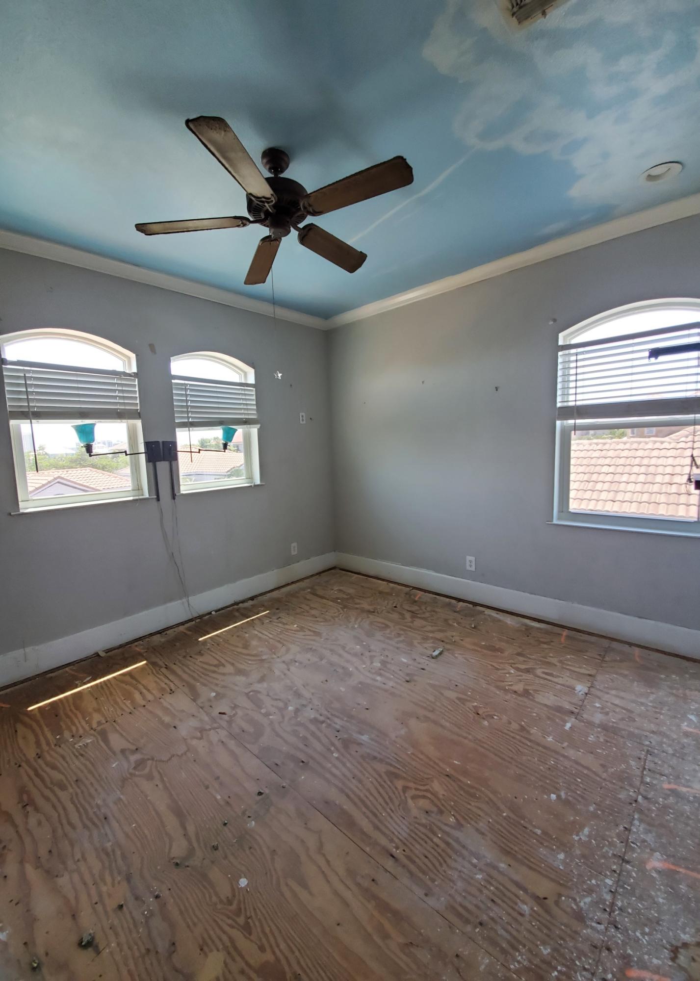 EMERALD WATERS VILLAGE - Residential