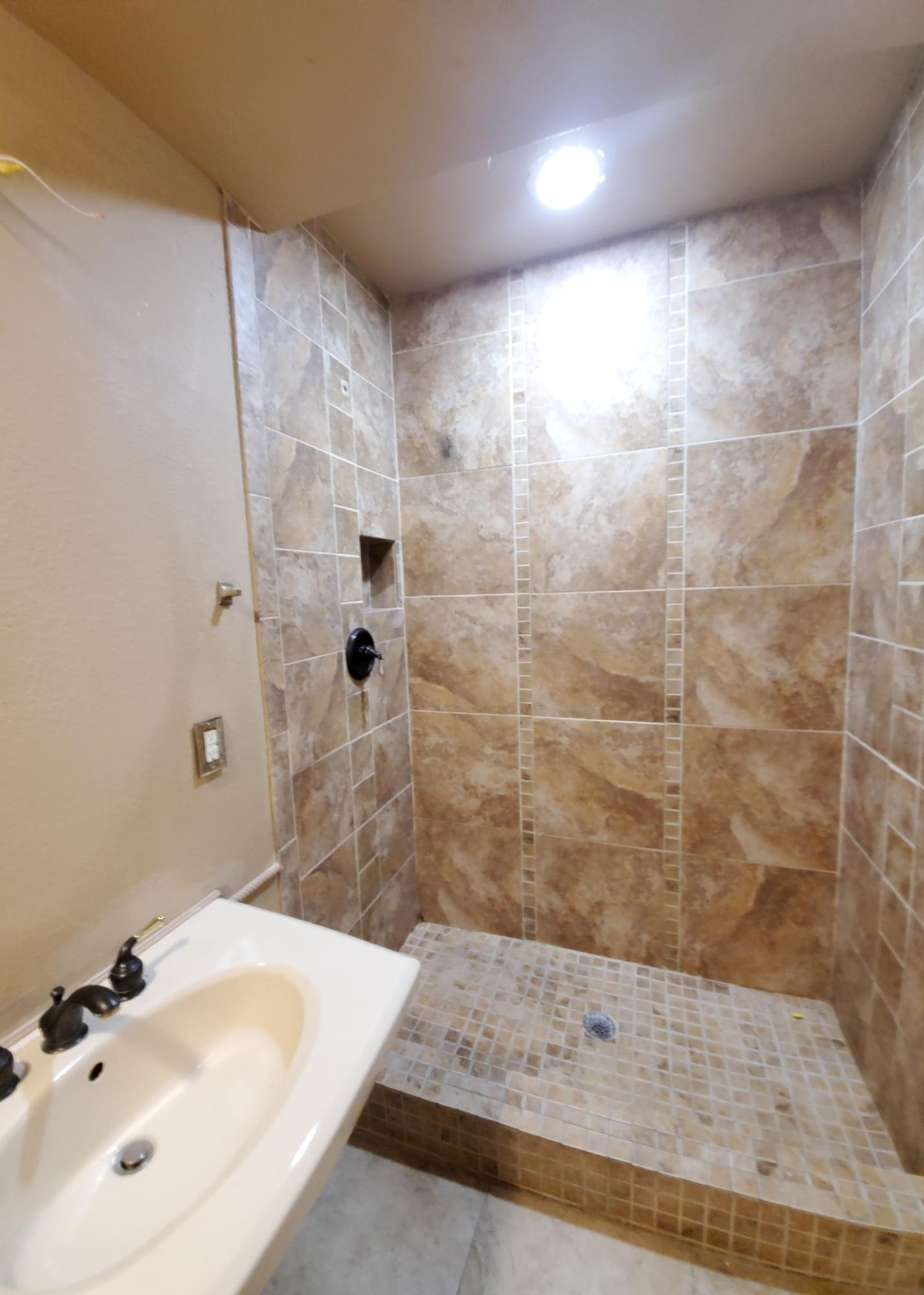 EMERALD WATERS VILLAGE - Residential