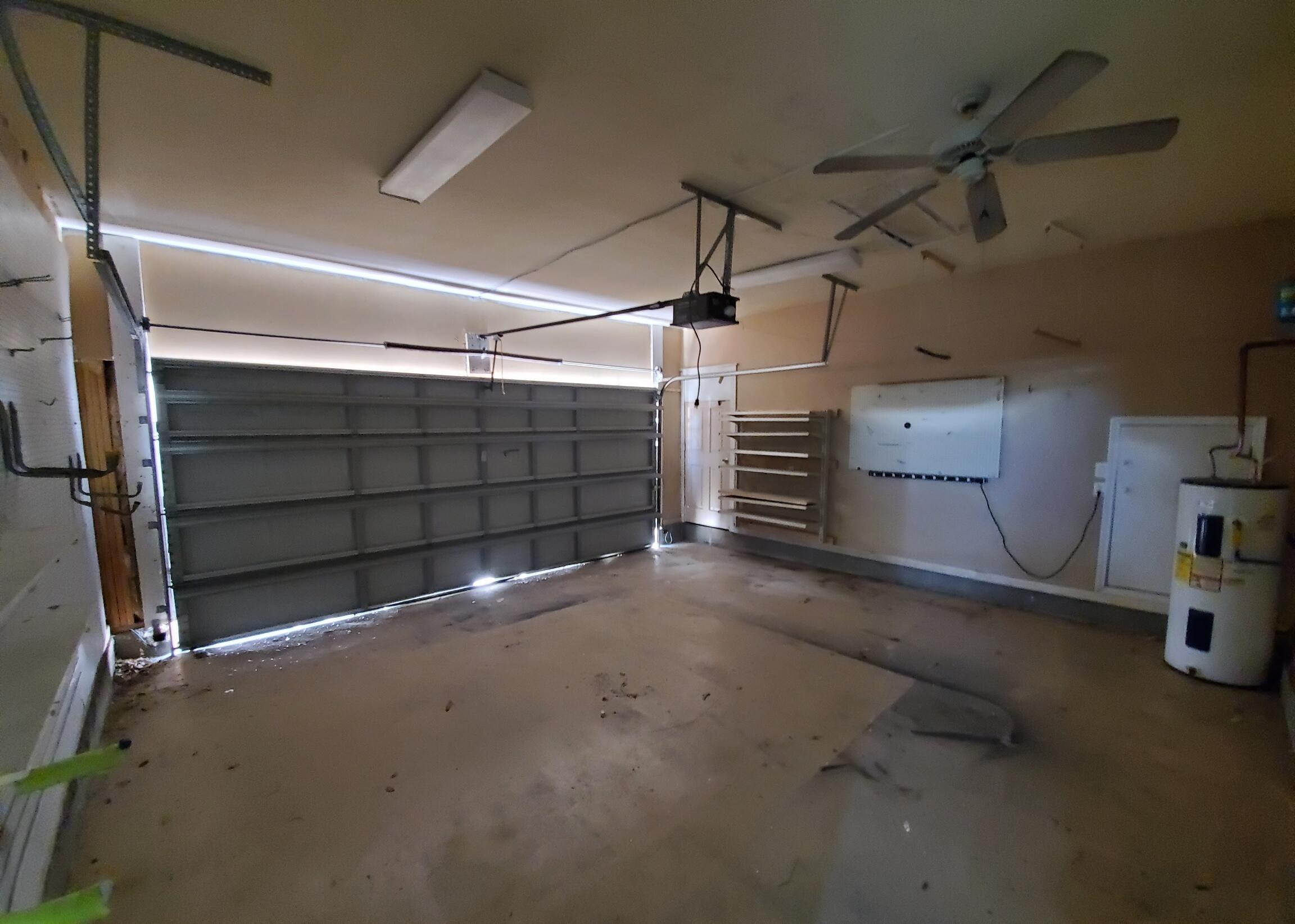 EMERALD WATERS VILLAGE - Residential