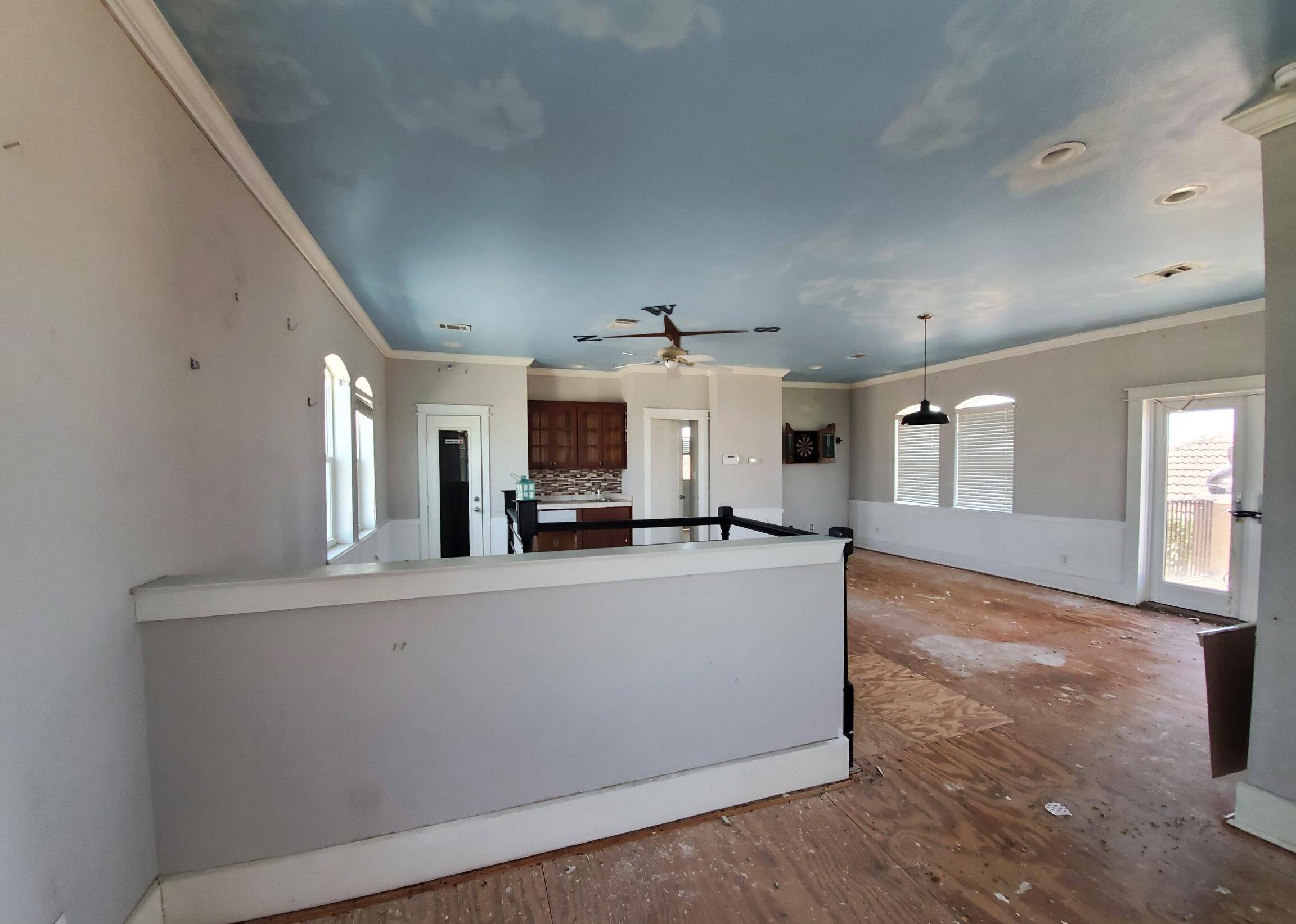 EMERALD WATERS VILLAGE - Residential