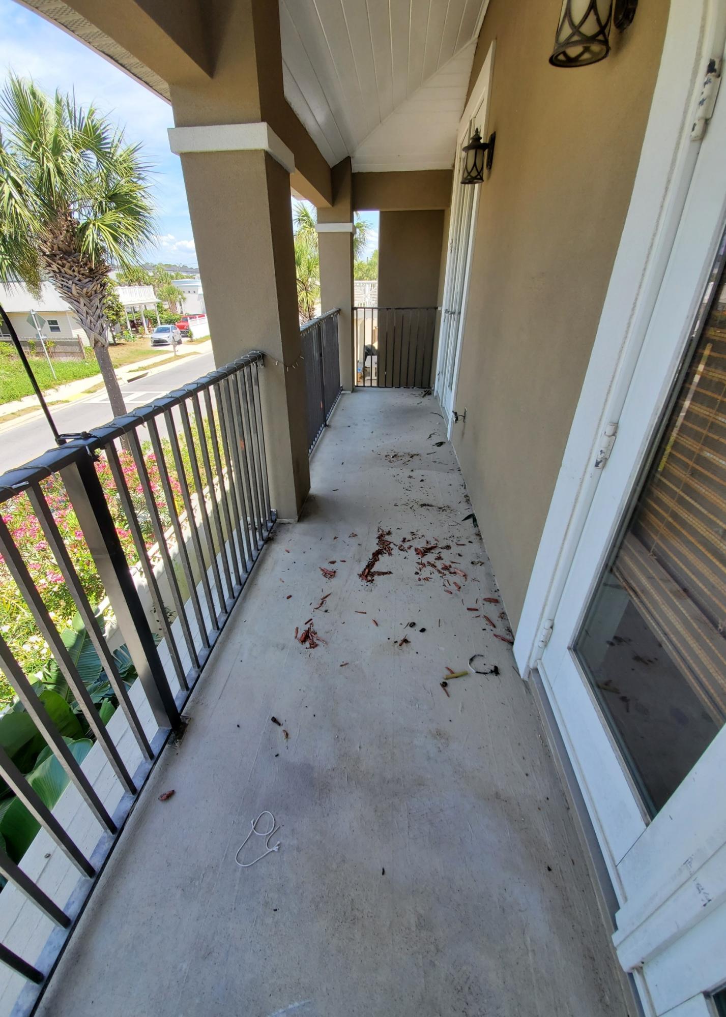 EMERALD WATERS VILLAGE - Residential