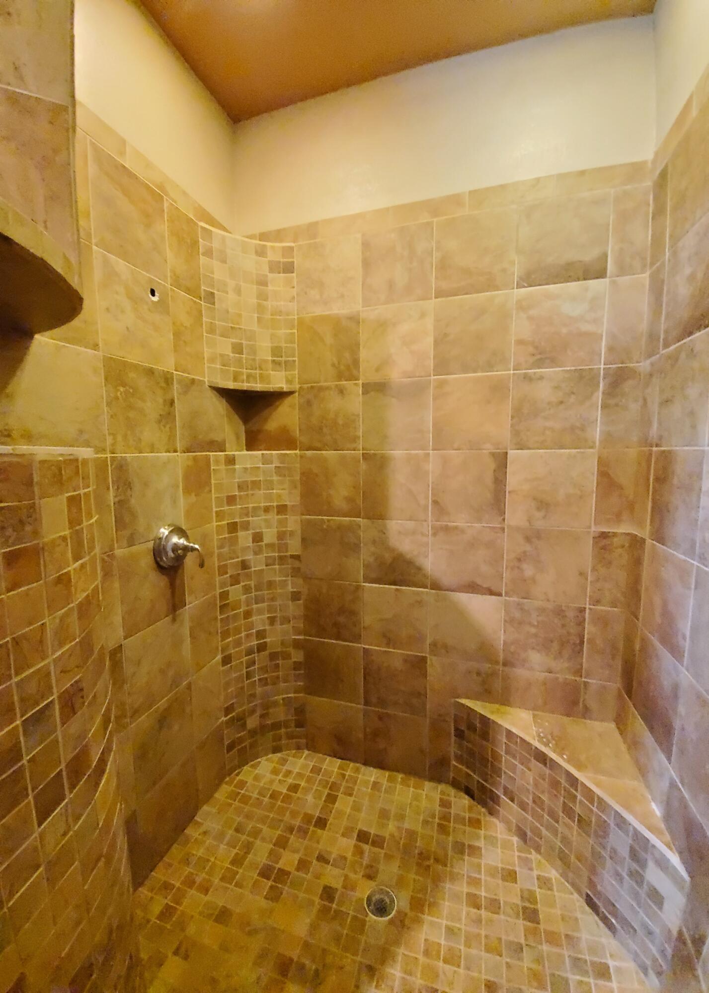 EMERALD WATERS VILLAGE - Residential