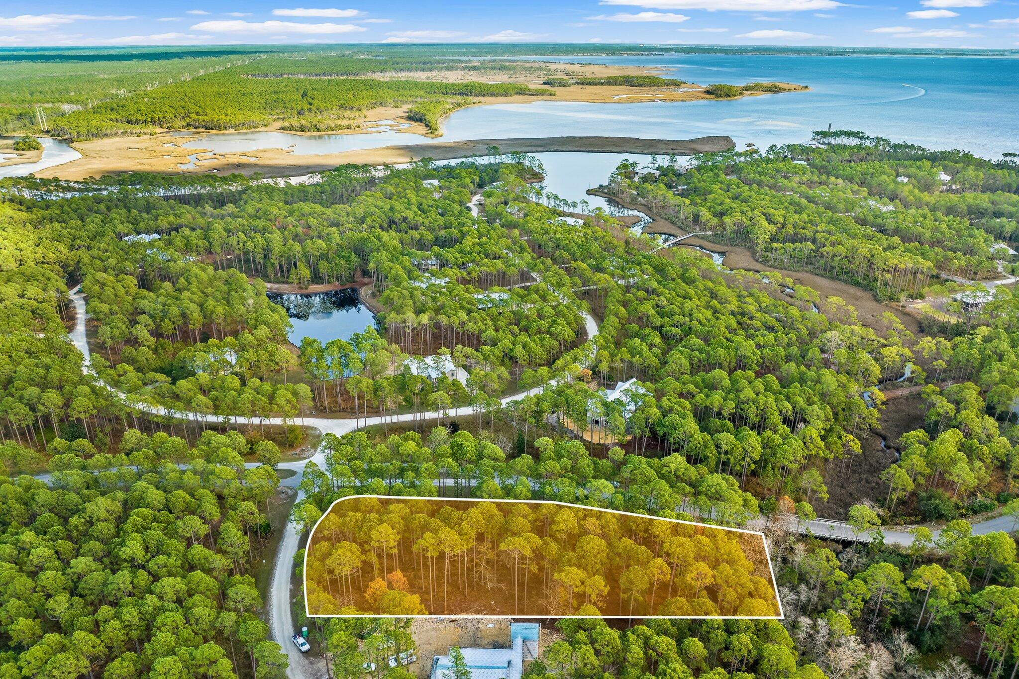 RIVERCAMPS ON CROOKED CREEK - Land