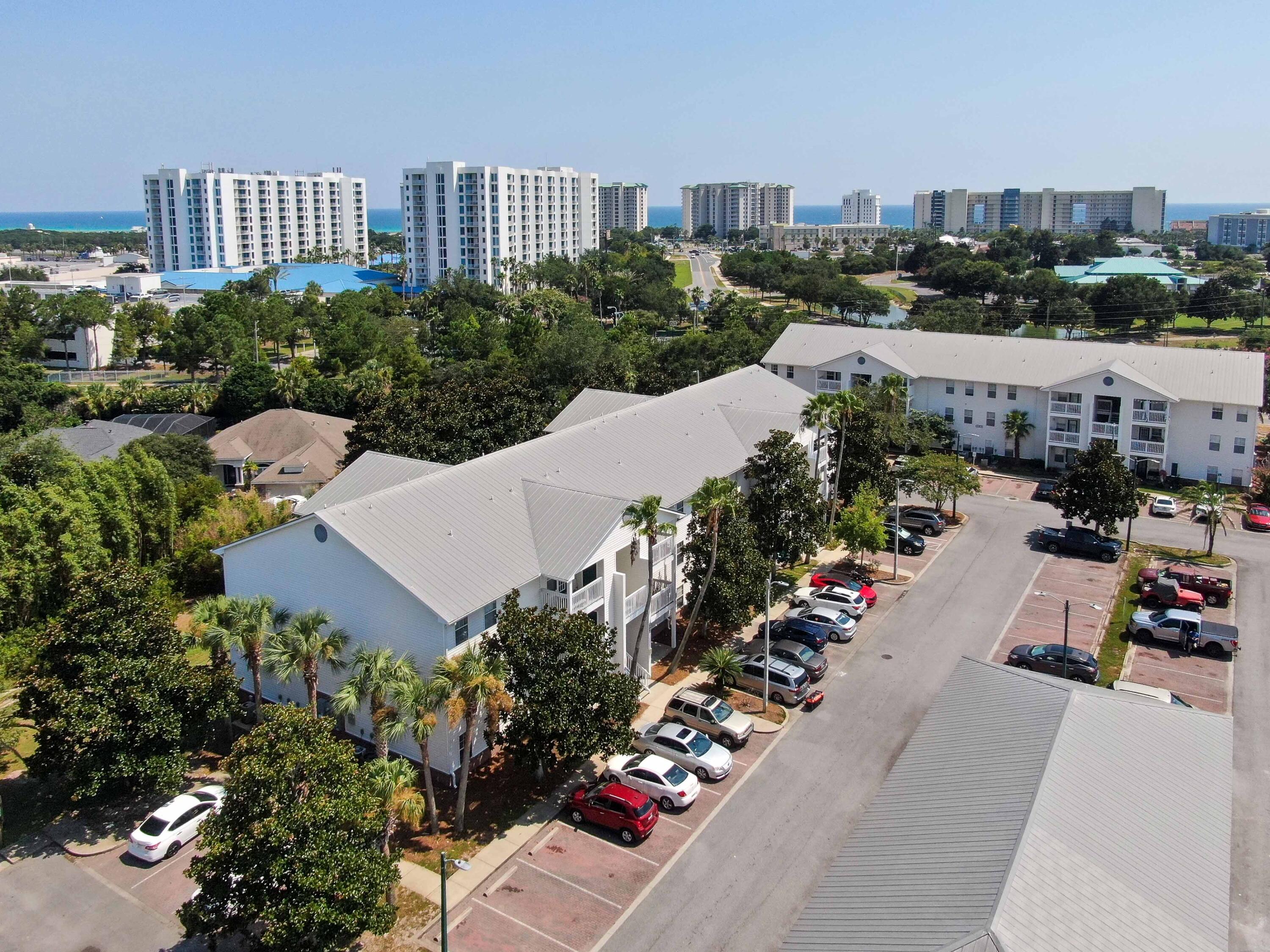 INDIAN LAKE - Residential