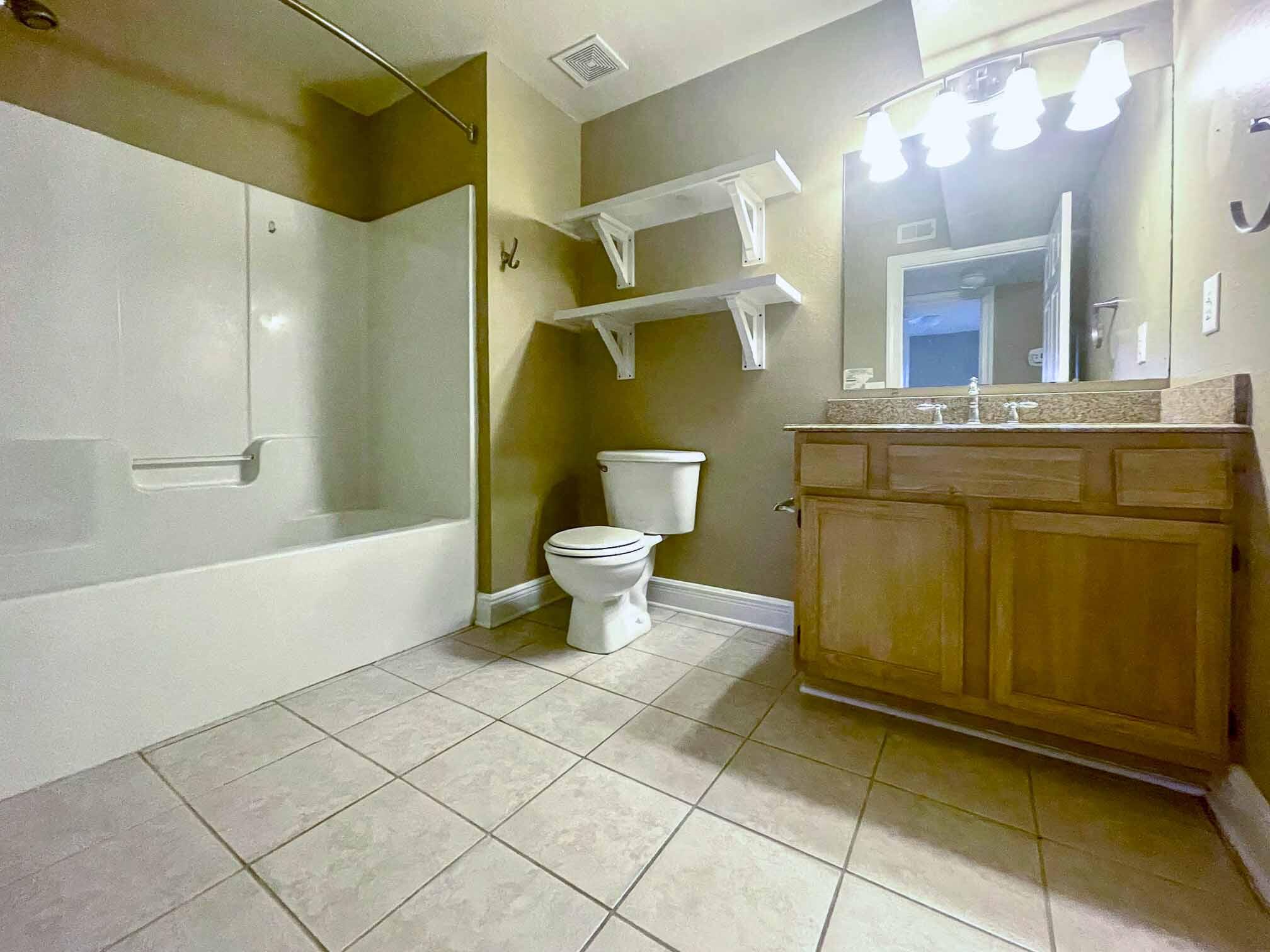 INDIAN LAKE - Residential