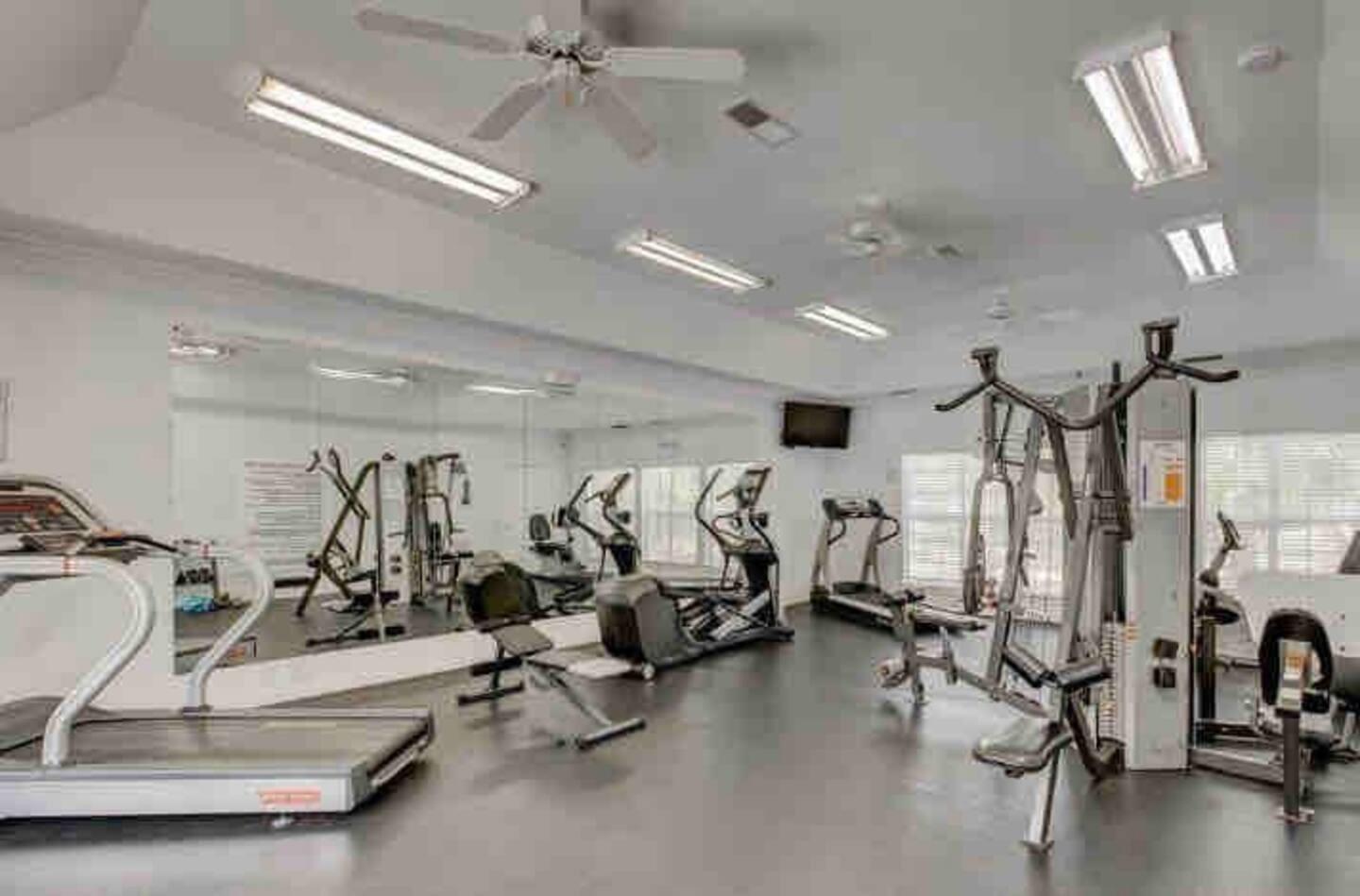 INDIAN LAKE - Residential