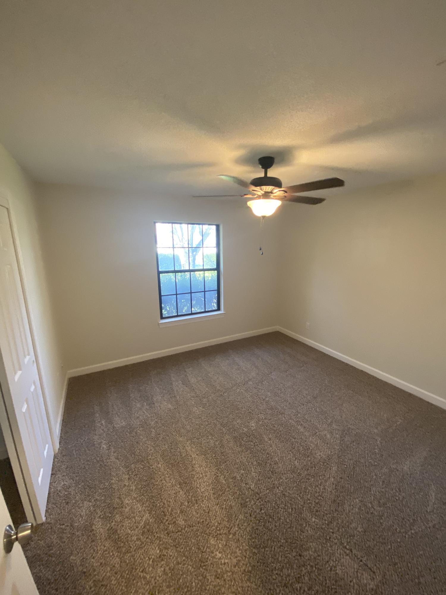 KELL-AIRE GARDENS - Residential Lease