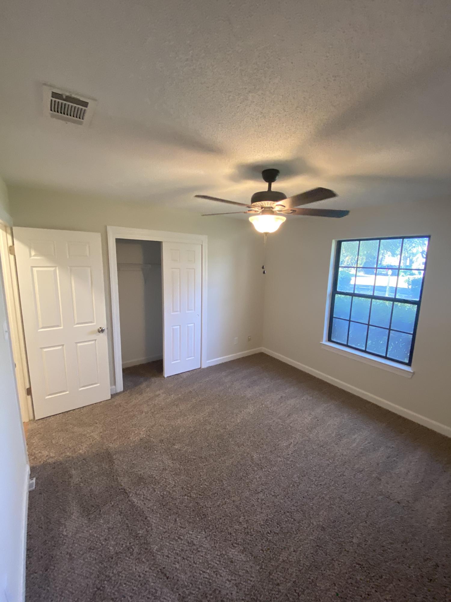 KELL-AIRE GARDENS - Residential Lease