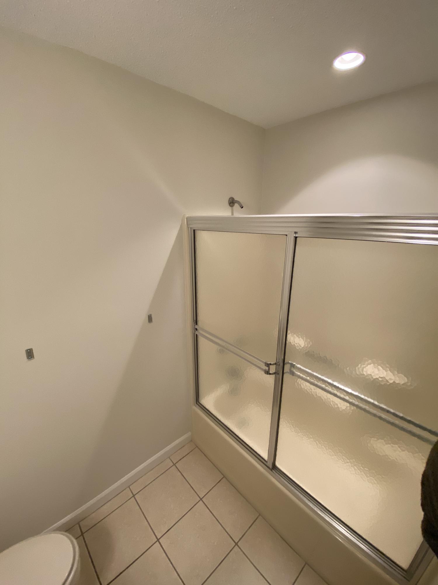 KELL-AIRE GARDENS - Residential Lease