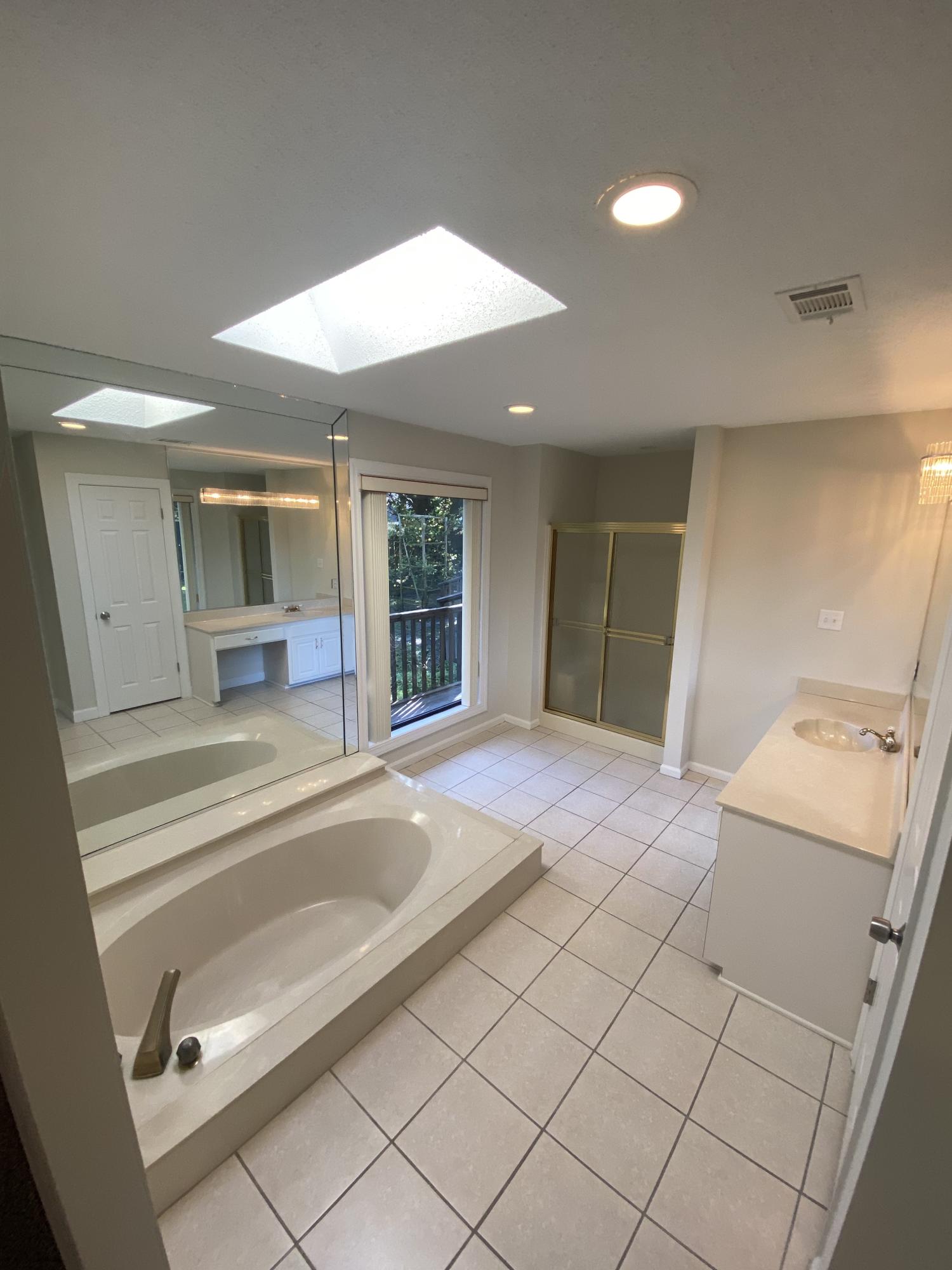 KELL-AIRE GARDENS - Residential Lease
